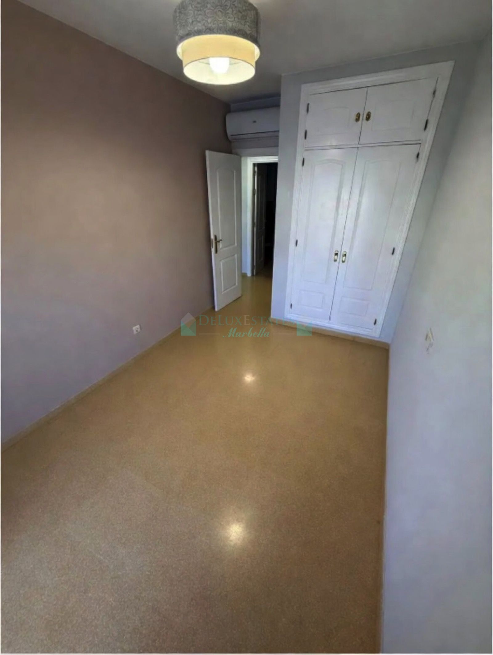 Apartment for sale in Sabinillas, Manilva