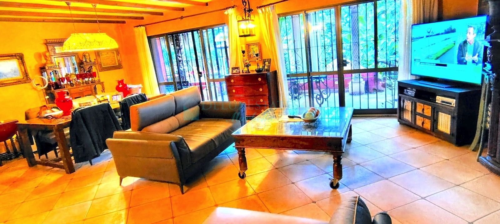 Villa for sale in Rio Real, Marbella East