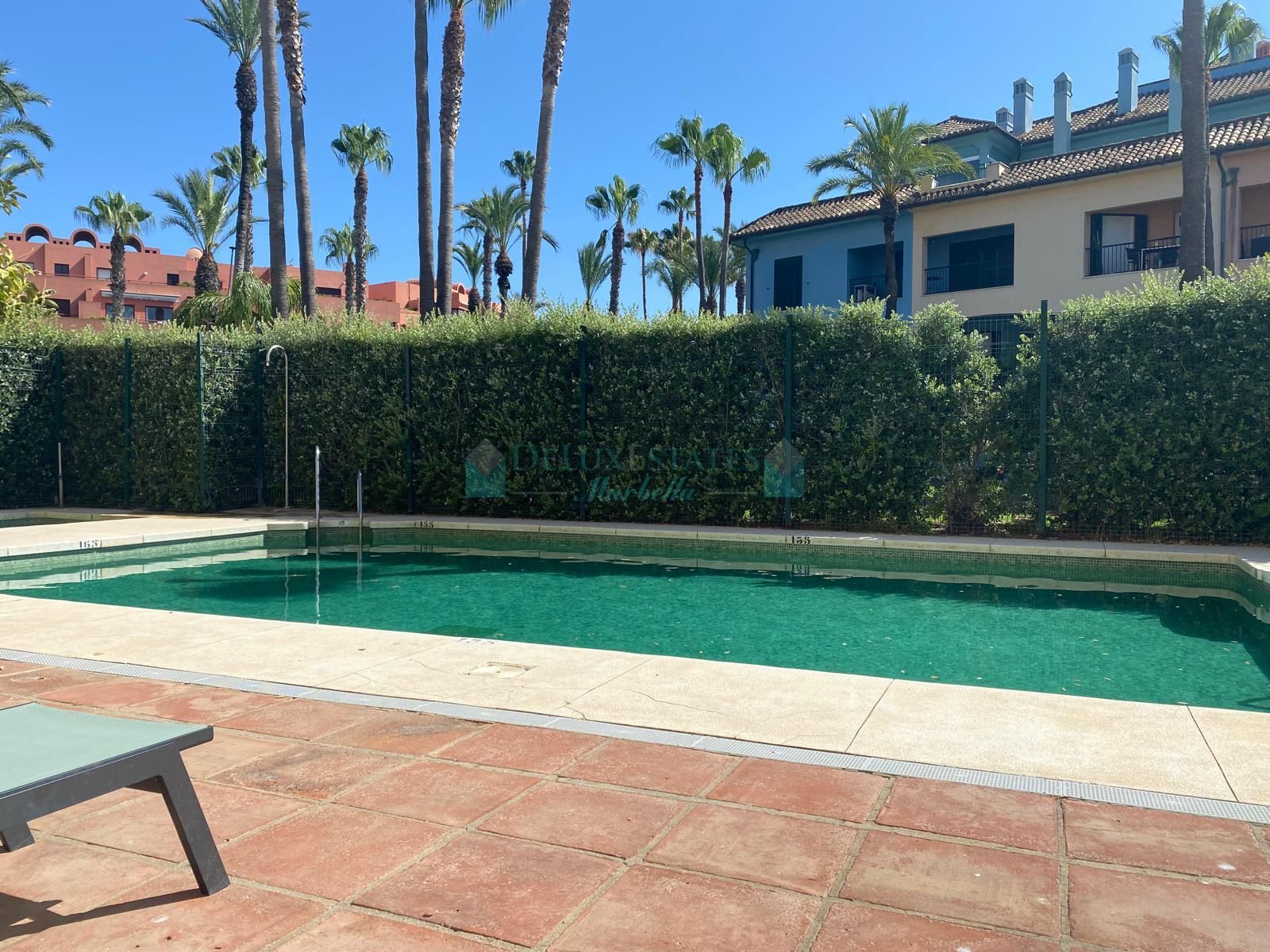 Ground Floor Duplex for sale in Marina de Sotogrande, Sotogrande