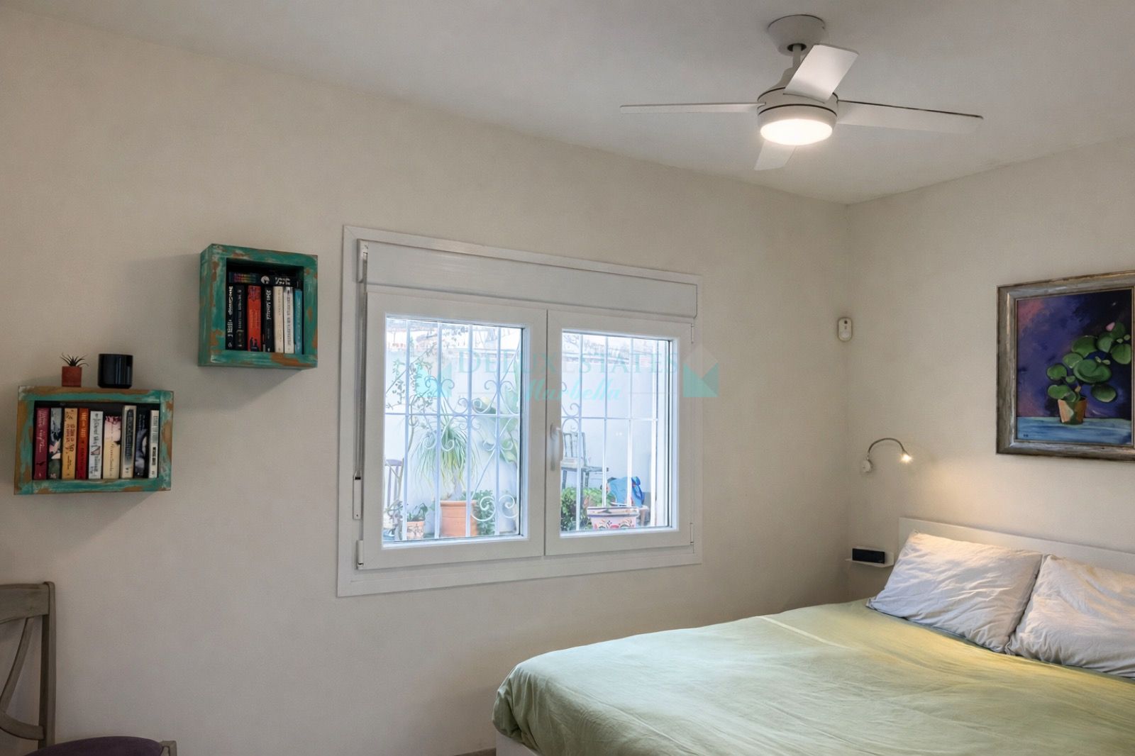 Semi Detached House for sale in Benamara, Estepona