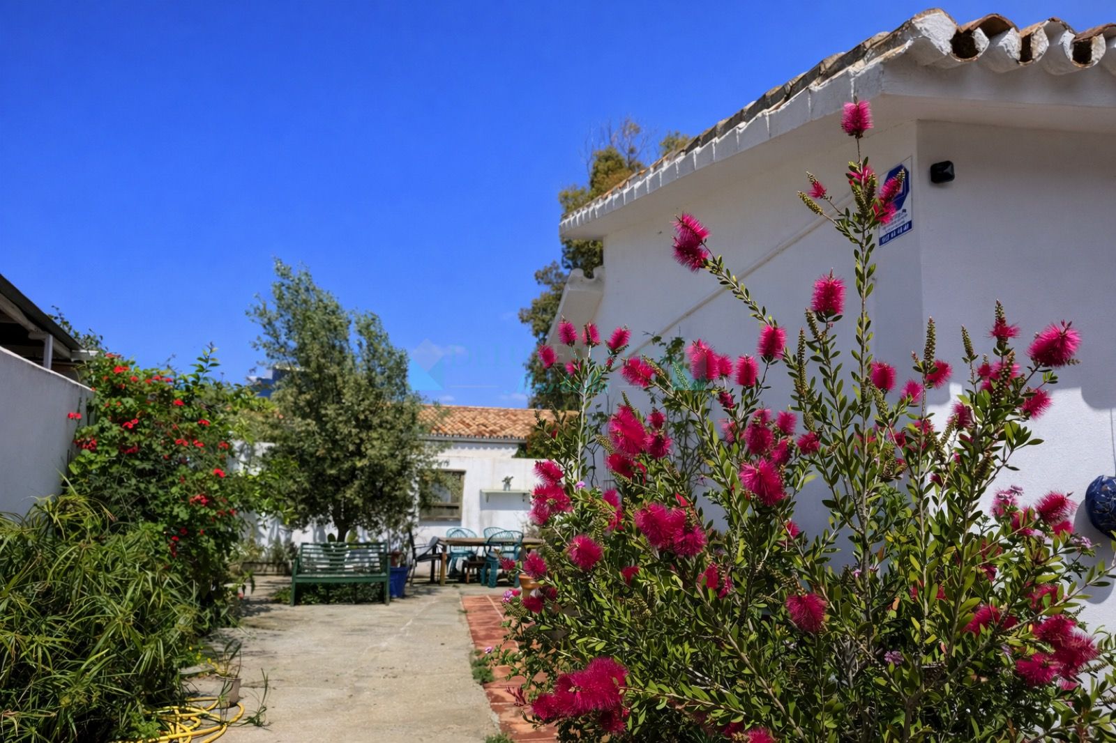 Semi Detached House for sale in Benamara, Estepona
