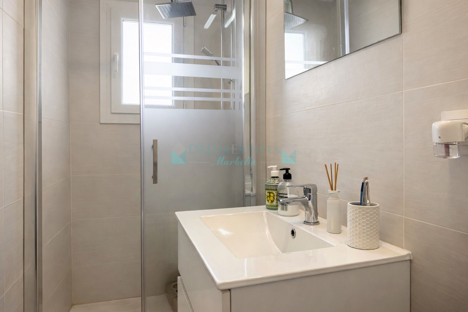 Semi Detached House for sale in Benamara, Estepona