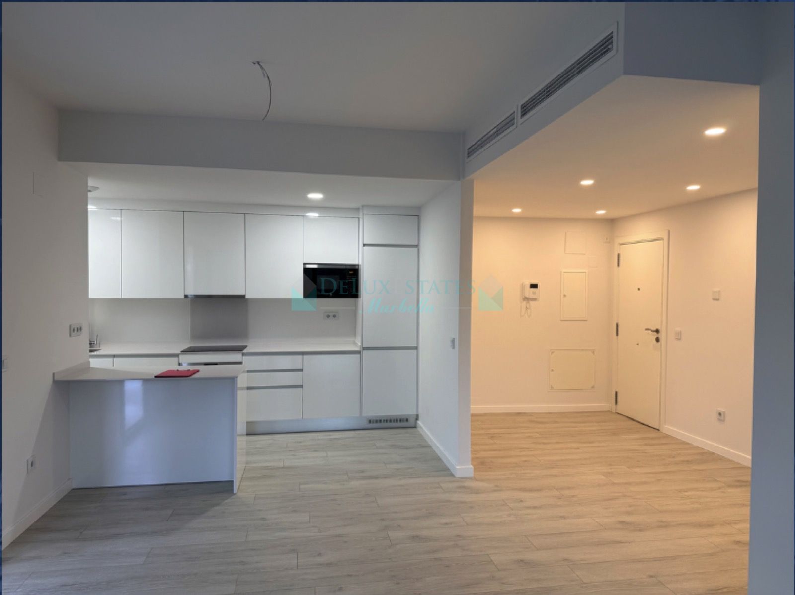 Apartment for sale in Las Mesas, Estepona
