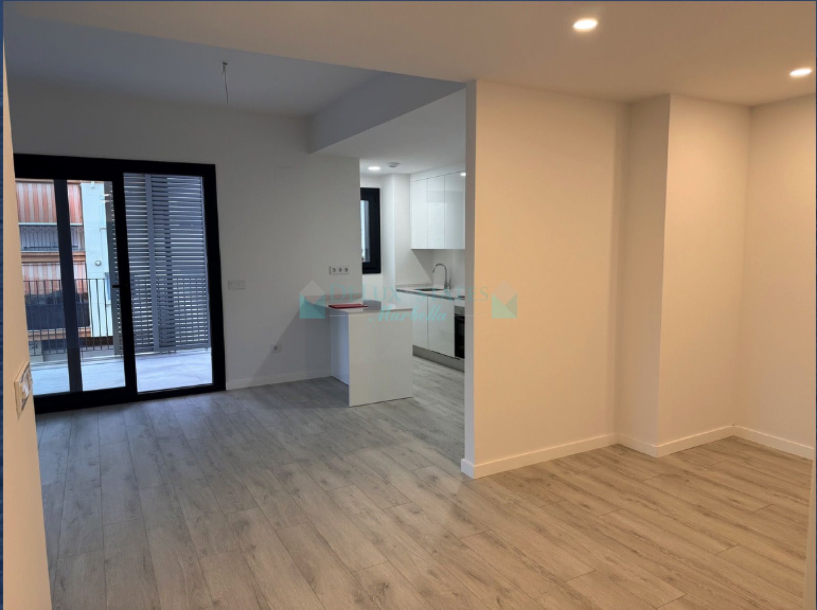 Apartment for sale in Las Mesas, Estepona
