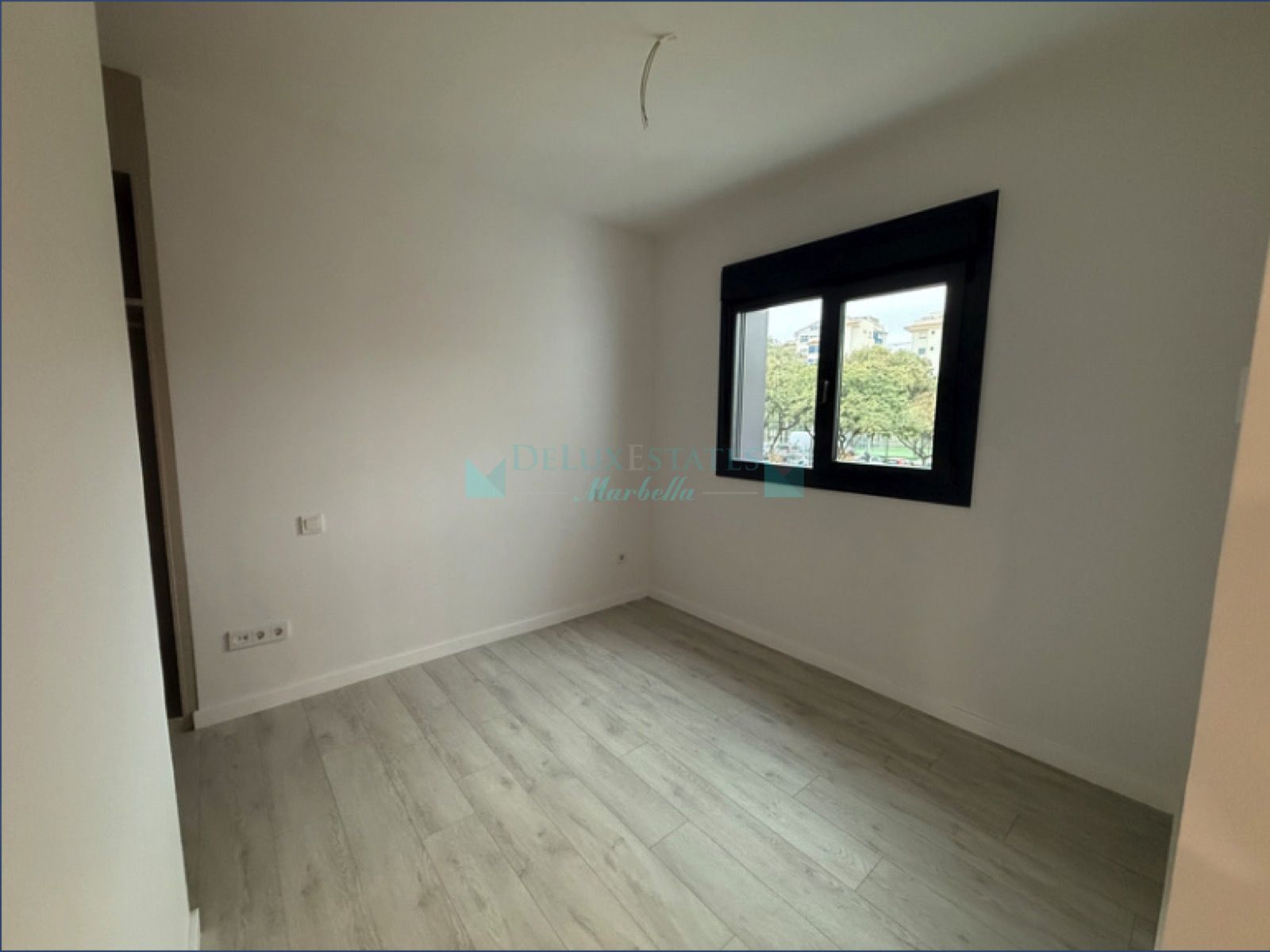 Apartment for sale in Las Mesas, Estepona