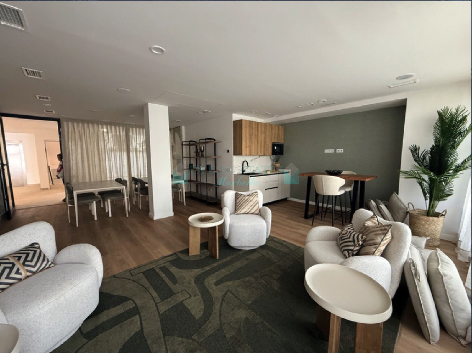 Apartment for sale in Las Mesas, Estepona