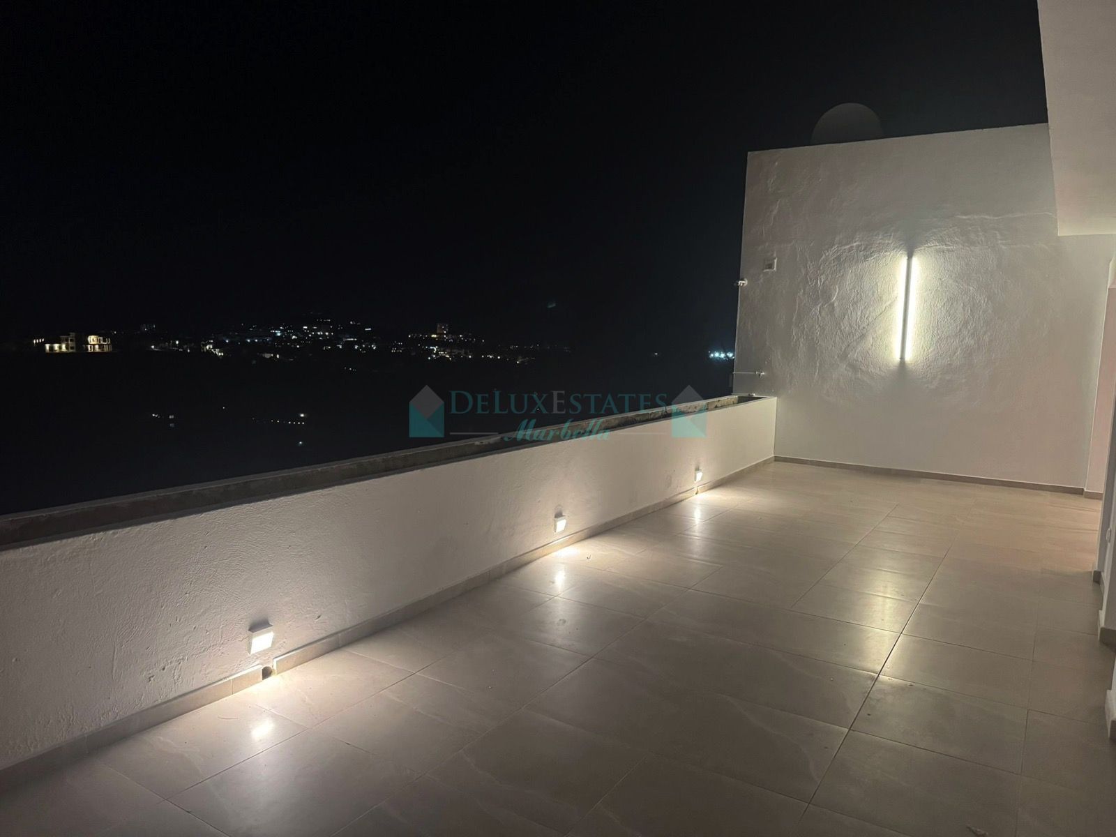 Apartment for sale in Aloha, Nueva Andalucia