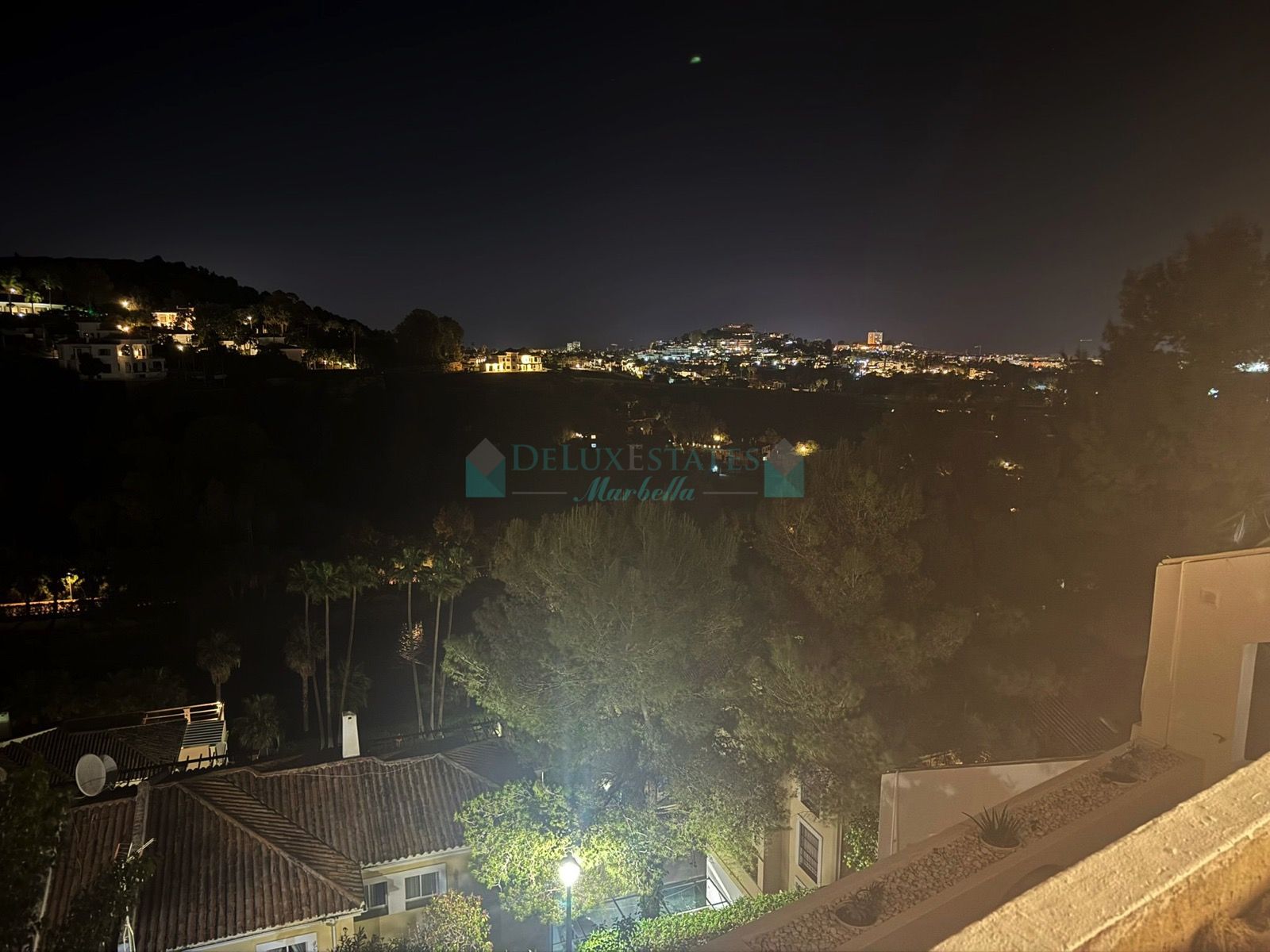 Apartment for sale in Aloha, Nueva Andalucia