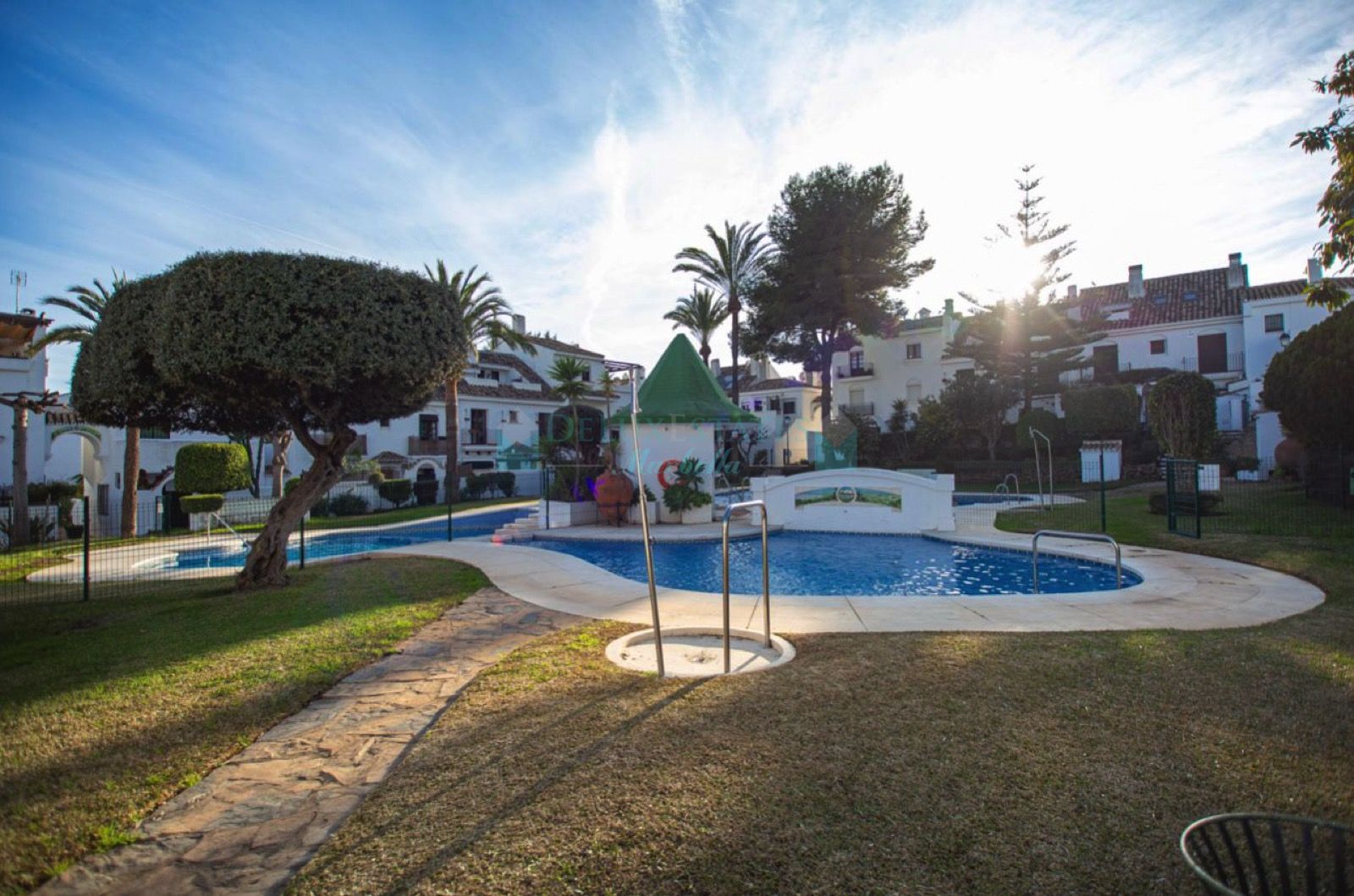 Pareado en venta en Las Cancelas, Marbella