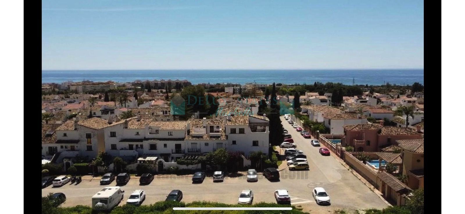 Pareado en venta en Las Cancelas, Marbella