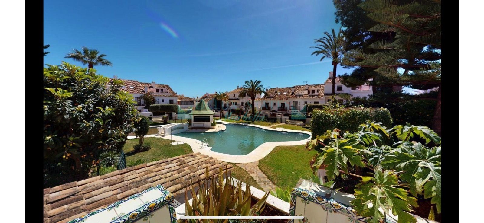 Pareado en venta en Las Cancelas, Marbella