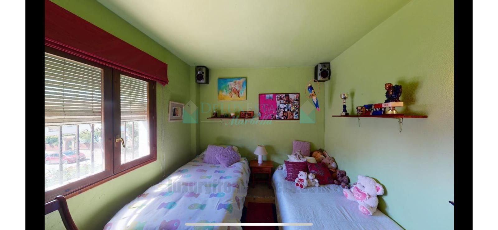 Pareado en venta en Las Cancelas, Marbella