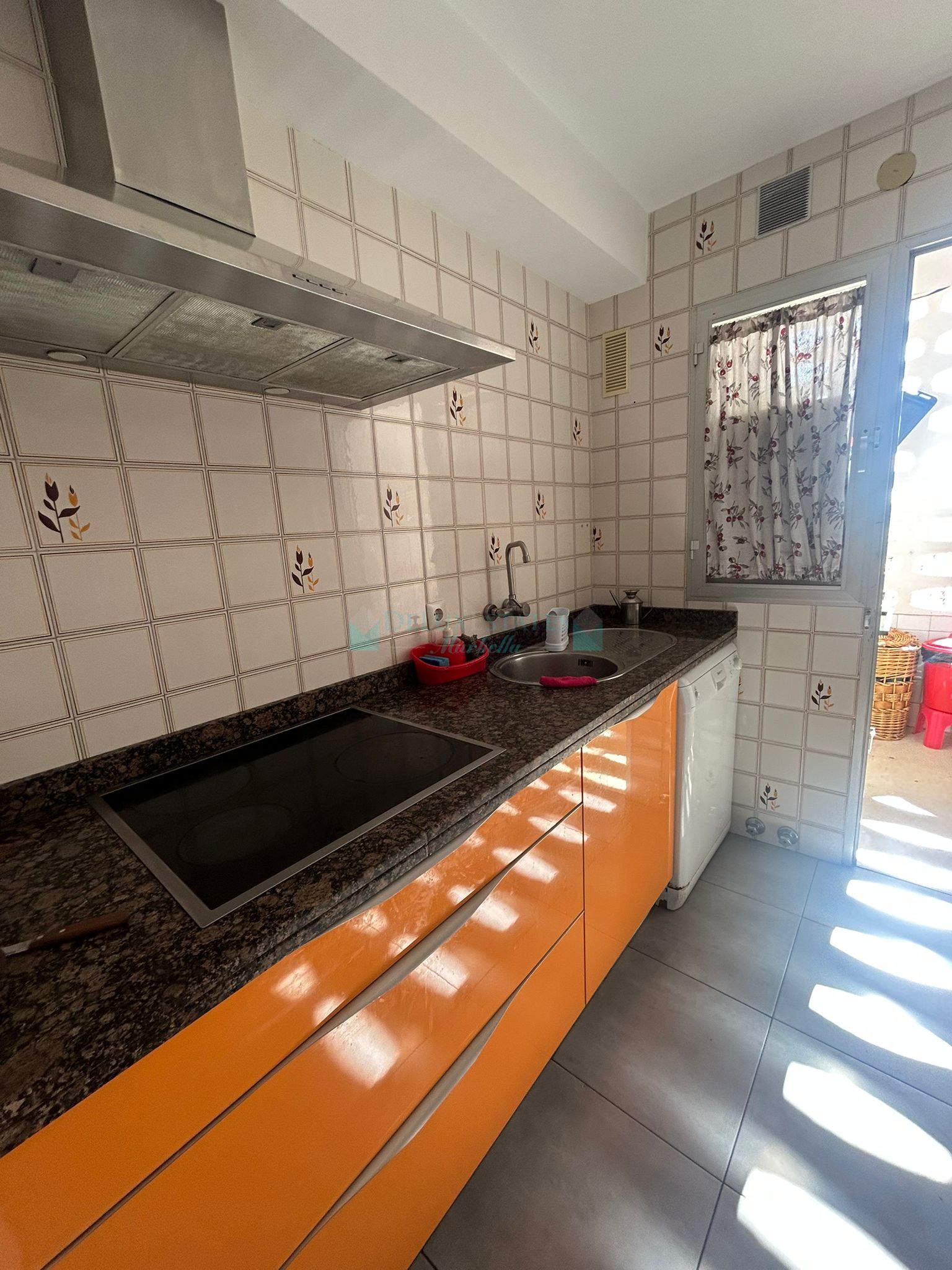 Apartment for sale in Miraflores, Marbella