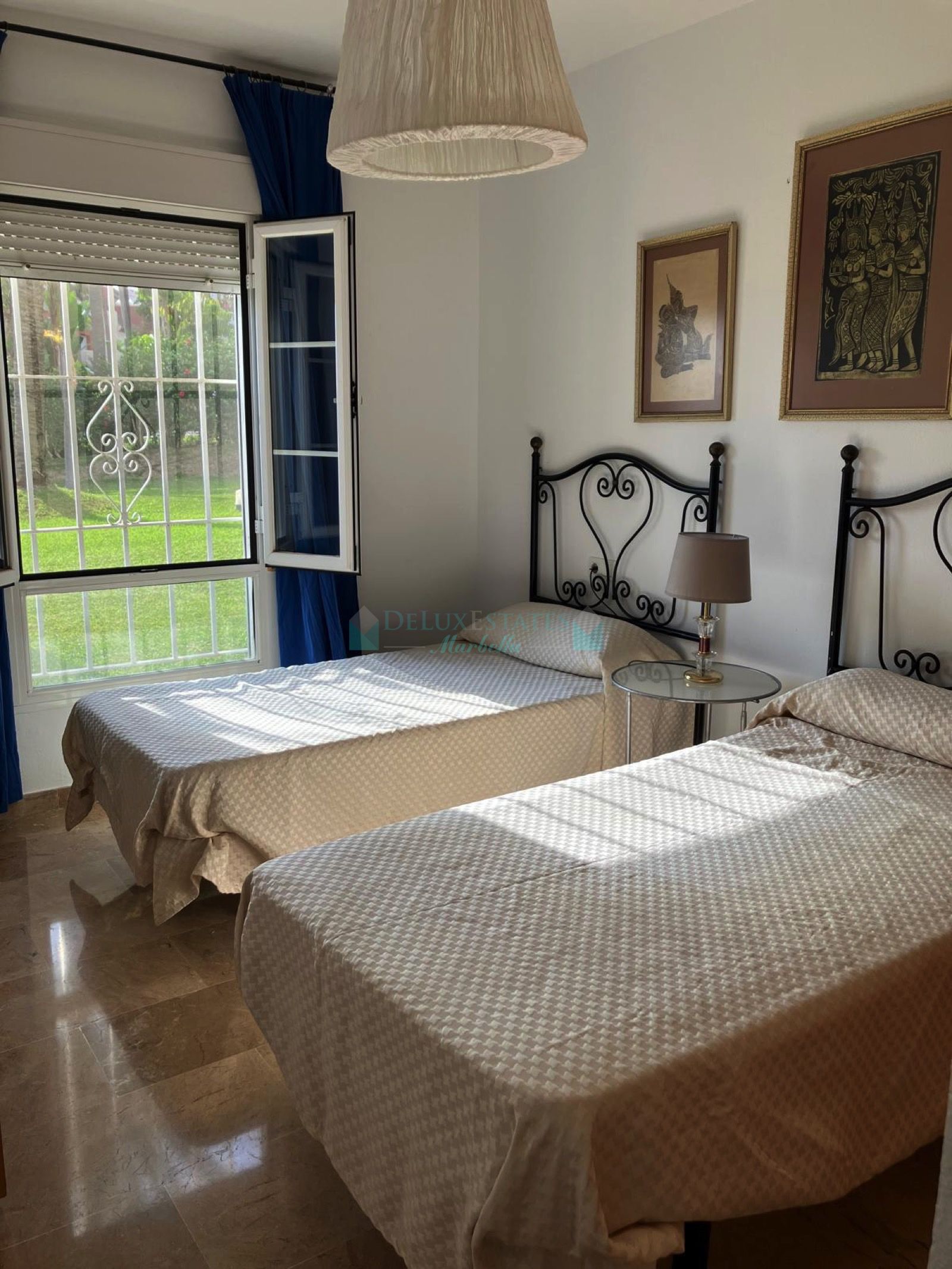 Adosado en venta en Selwo, Estepona