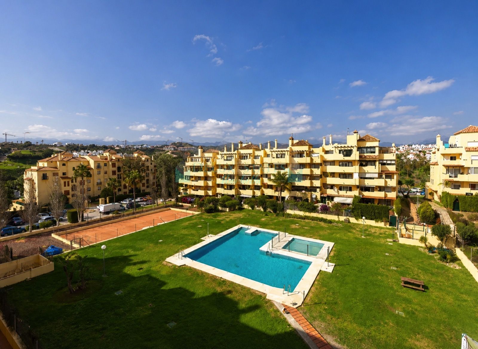 Duplex Penthouse for sale in Sotoserena, Estepona
