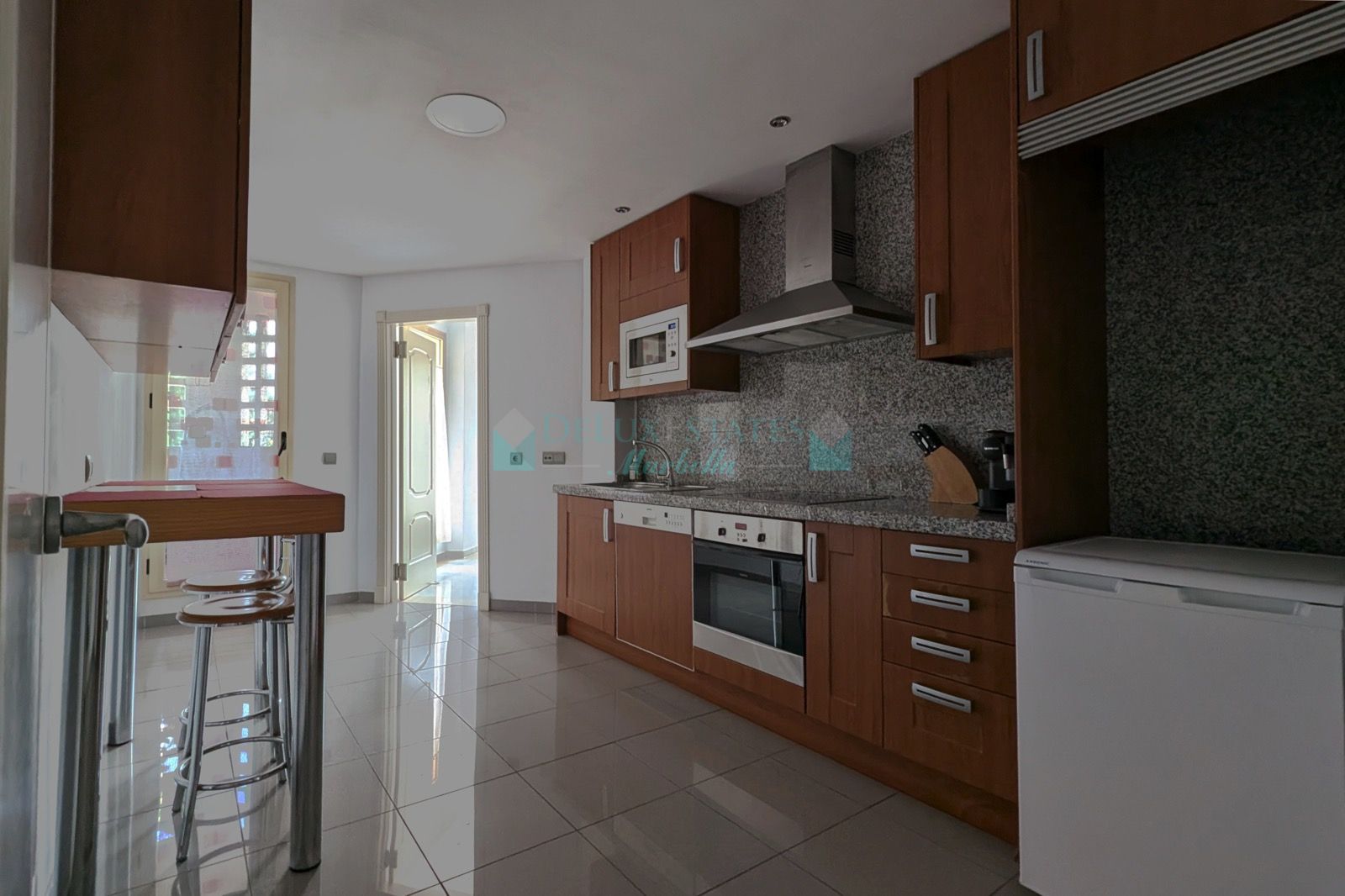 Ground Floor Apartment for sale in Aloha, Nueva Andalucia