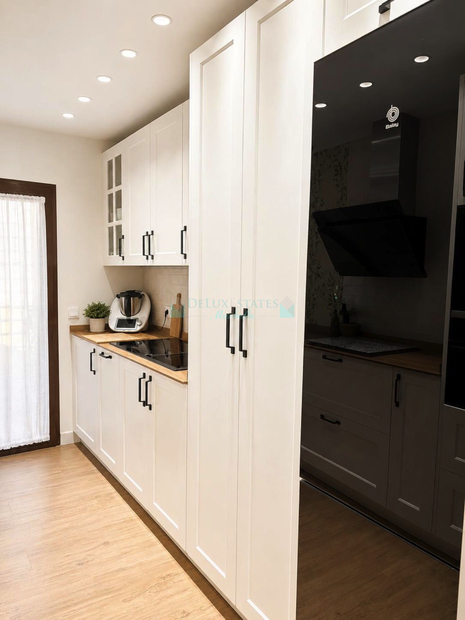 Ground Floor Apartment for sale in Valle Romano, Estepona