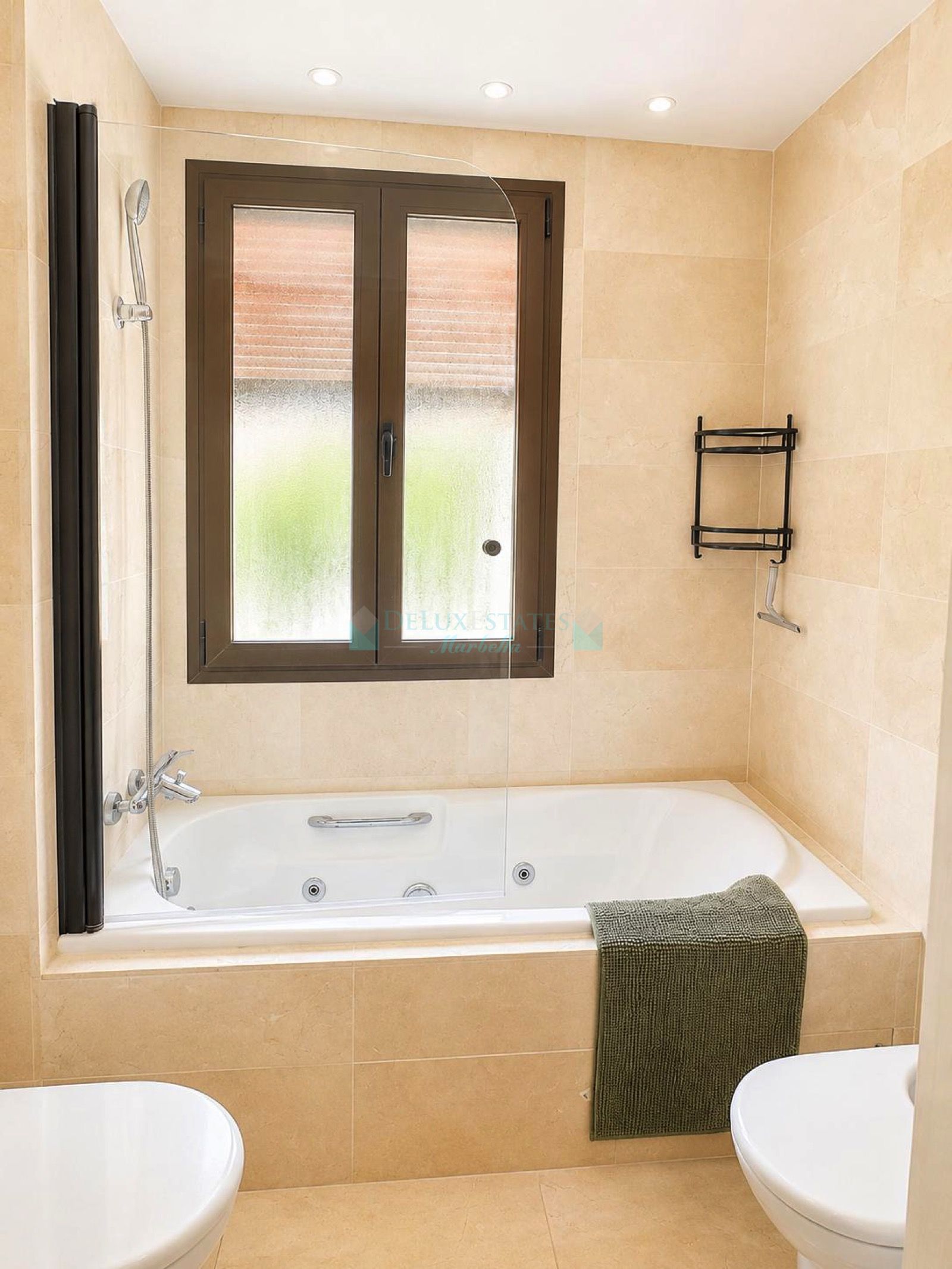 Ground Floor Apartment for sale in Valle Romano, Estepona