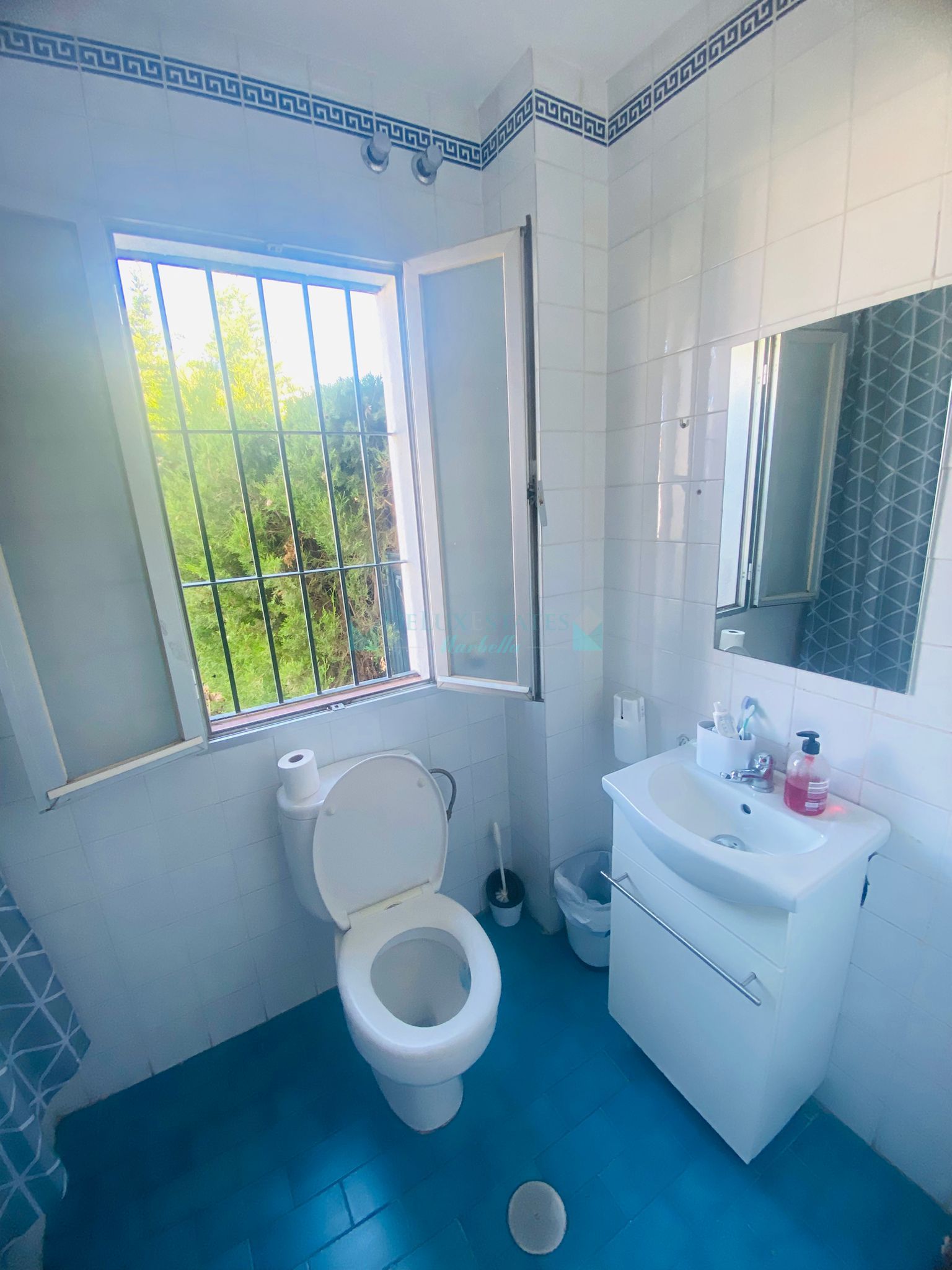 Semi Detached House for sale in Atalaya, Estepona