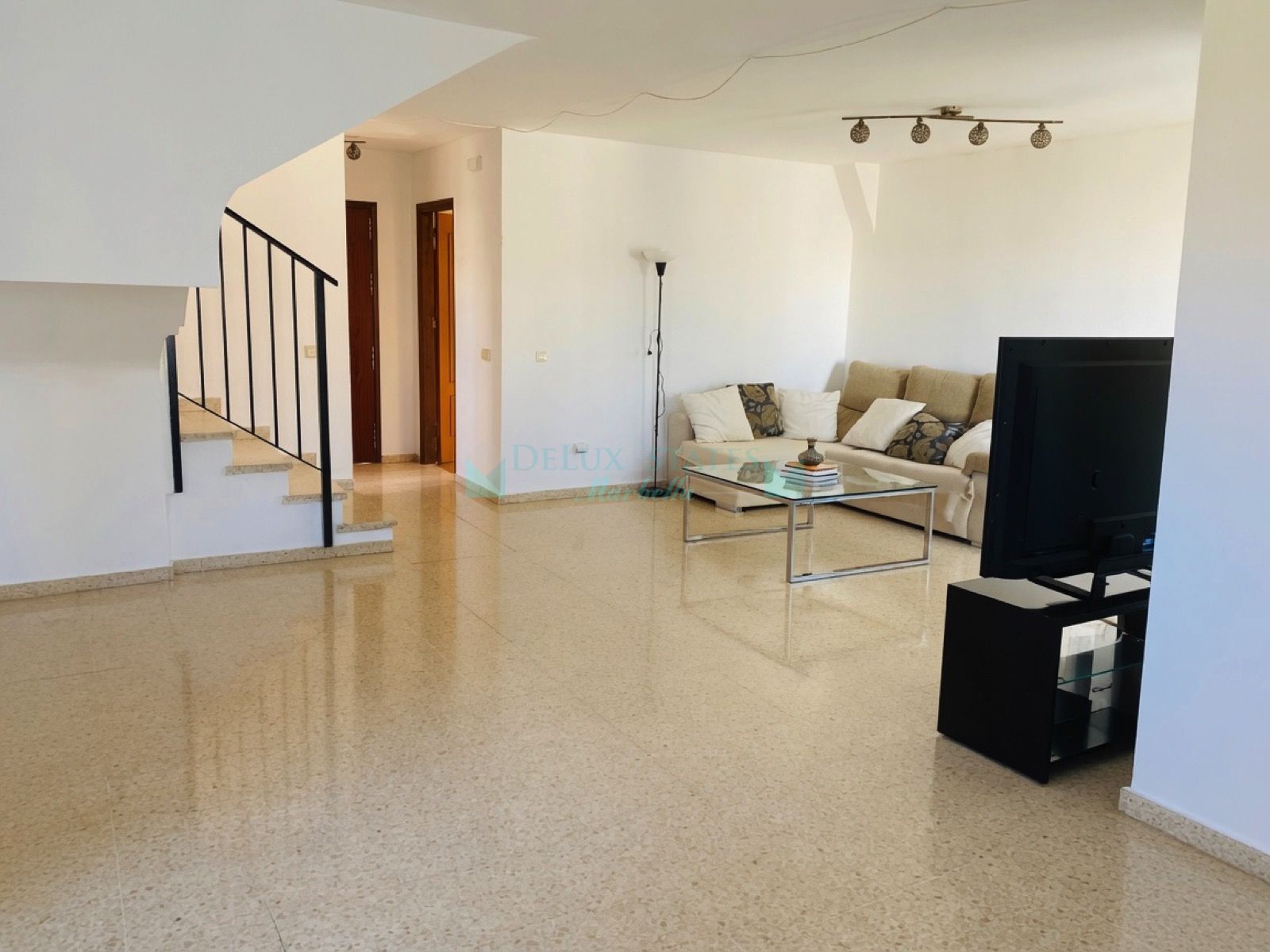 Semi Detached House for sale in Atalaya, Estepona