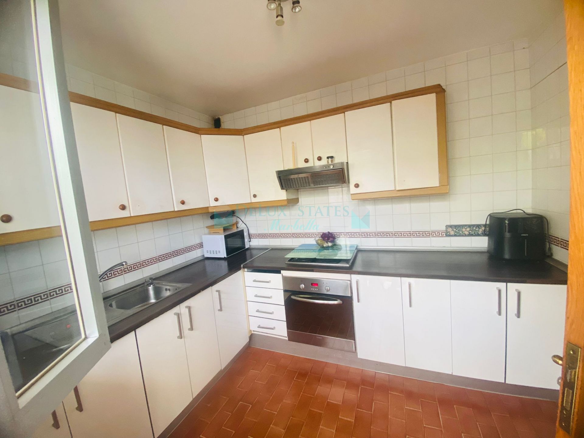 Semi Detached House for sale in Atalaya, Estepona