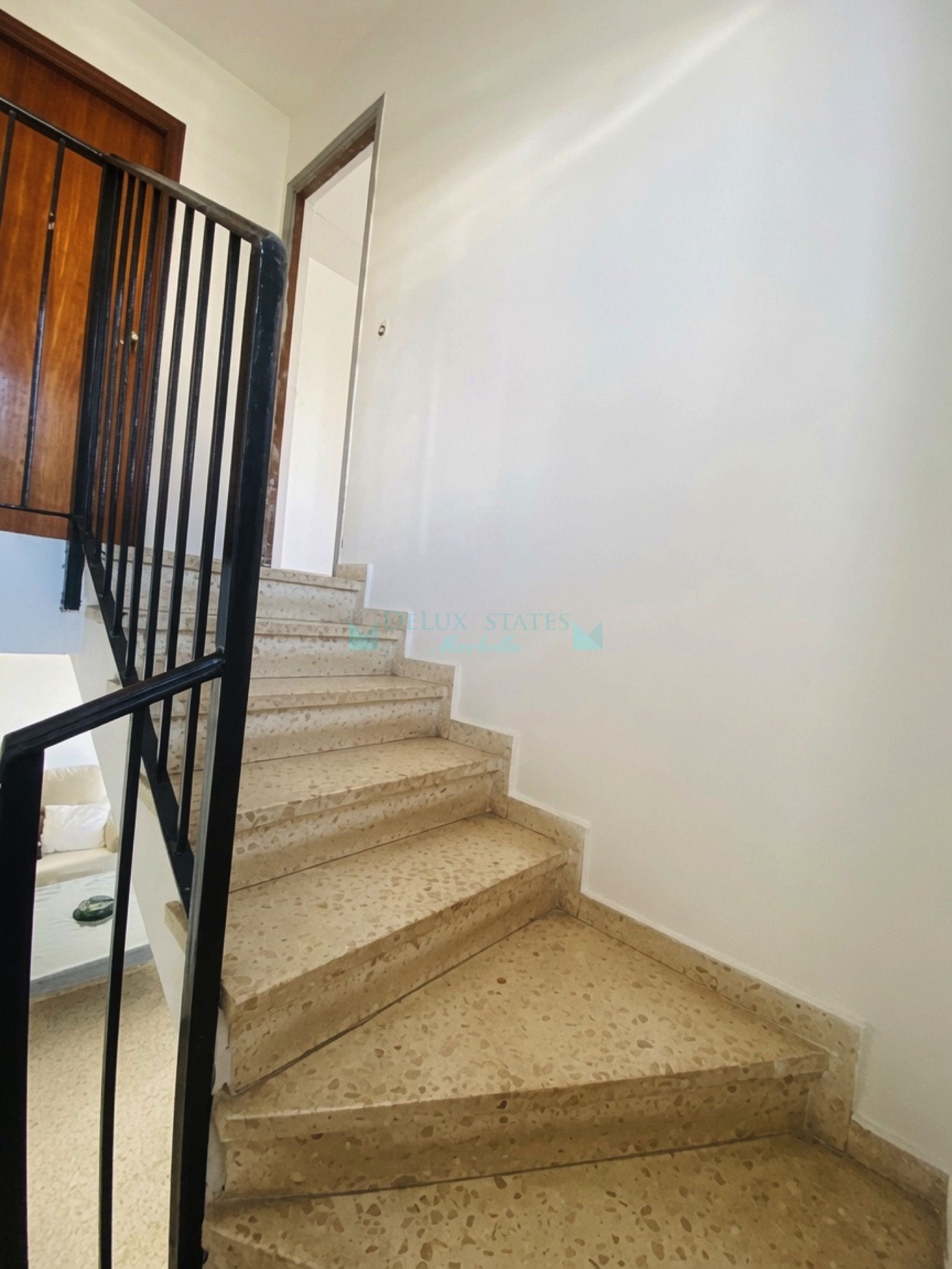 Semi Detached House for sale in Atalaya, Estepona