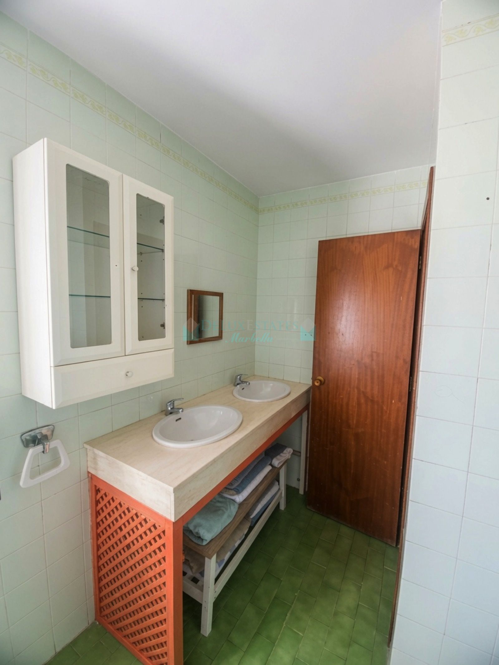 Semi Detached House for sale in Atalaya, Estepona