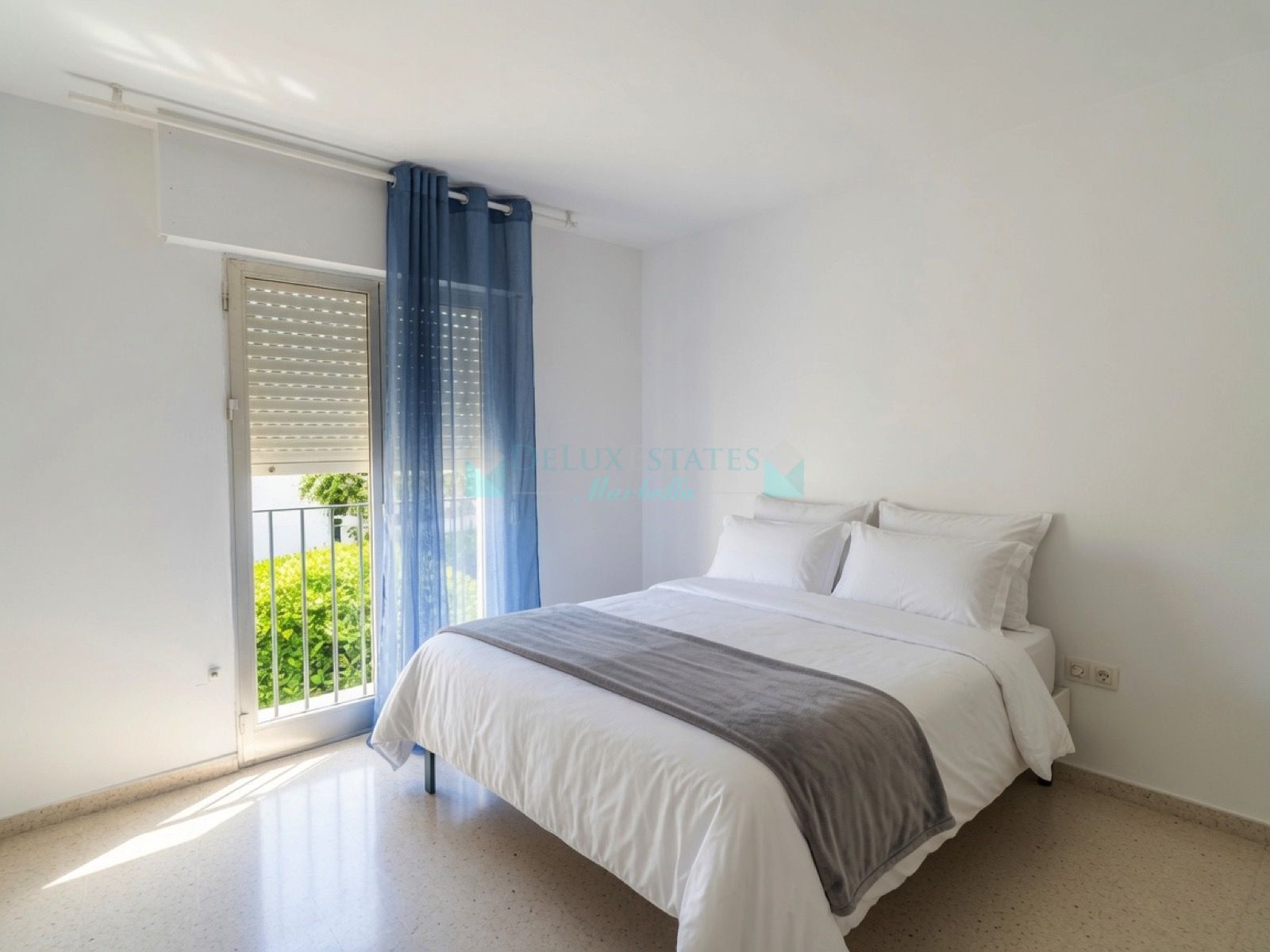 Semi Detached House for sale in Atalaya, Estepona