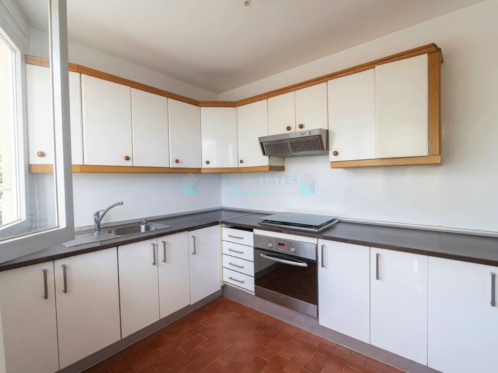 Semi Detached House for sale in Atalaya, Estepona
