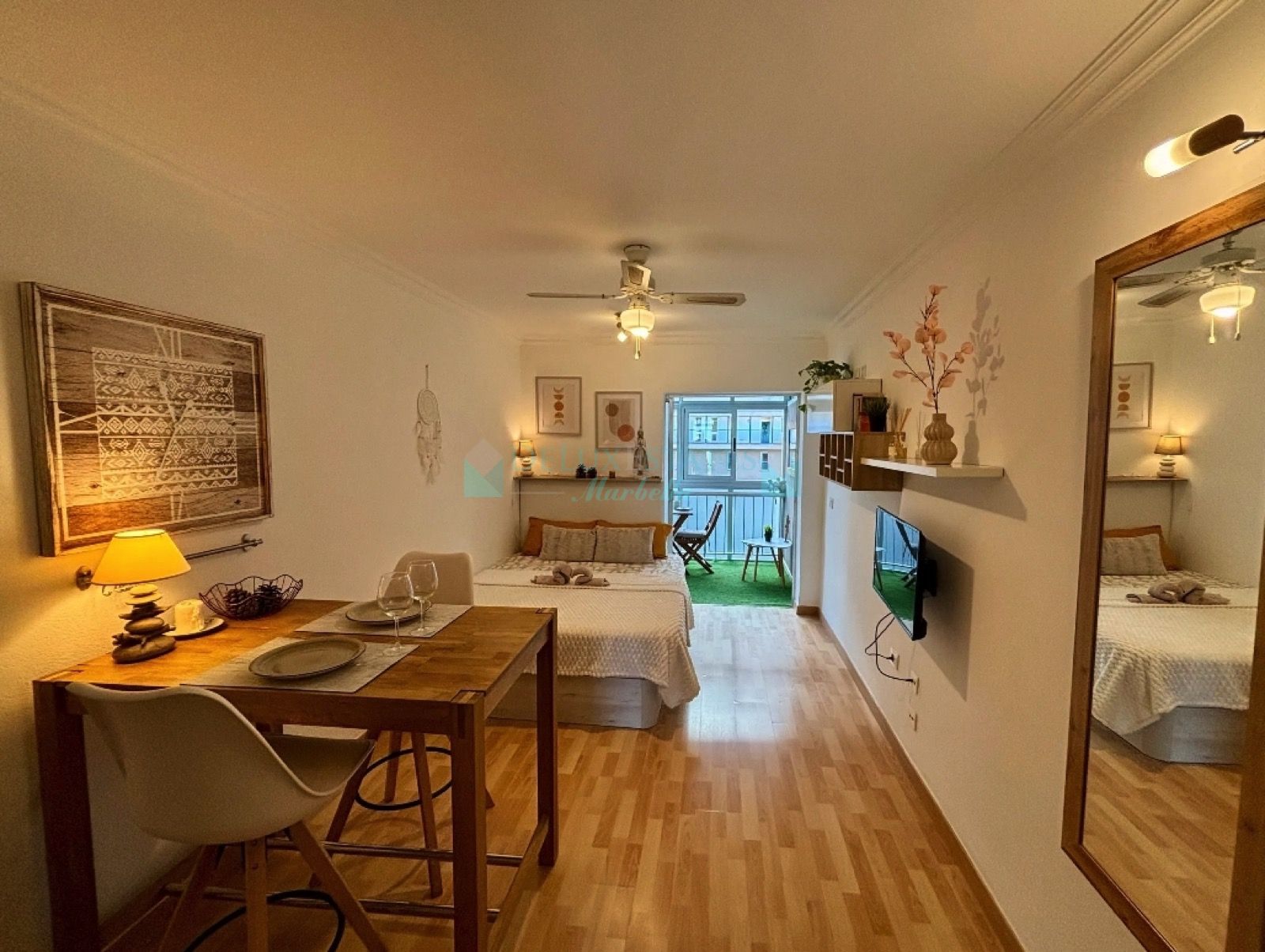 Estudio en venta en Guadalobon, Estepona