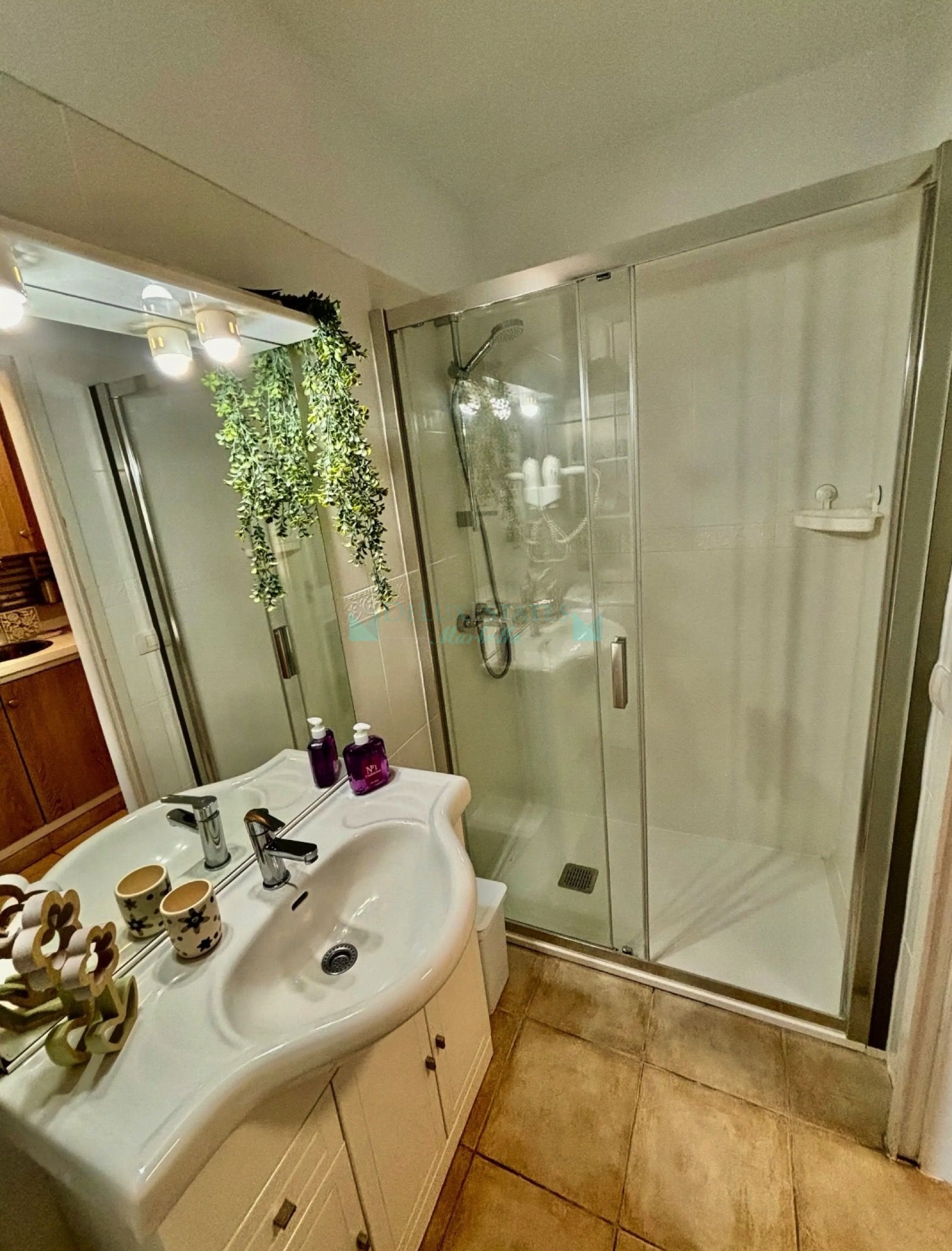 Estudio en venta en Guadalobon, Estepona