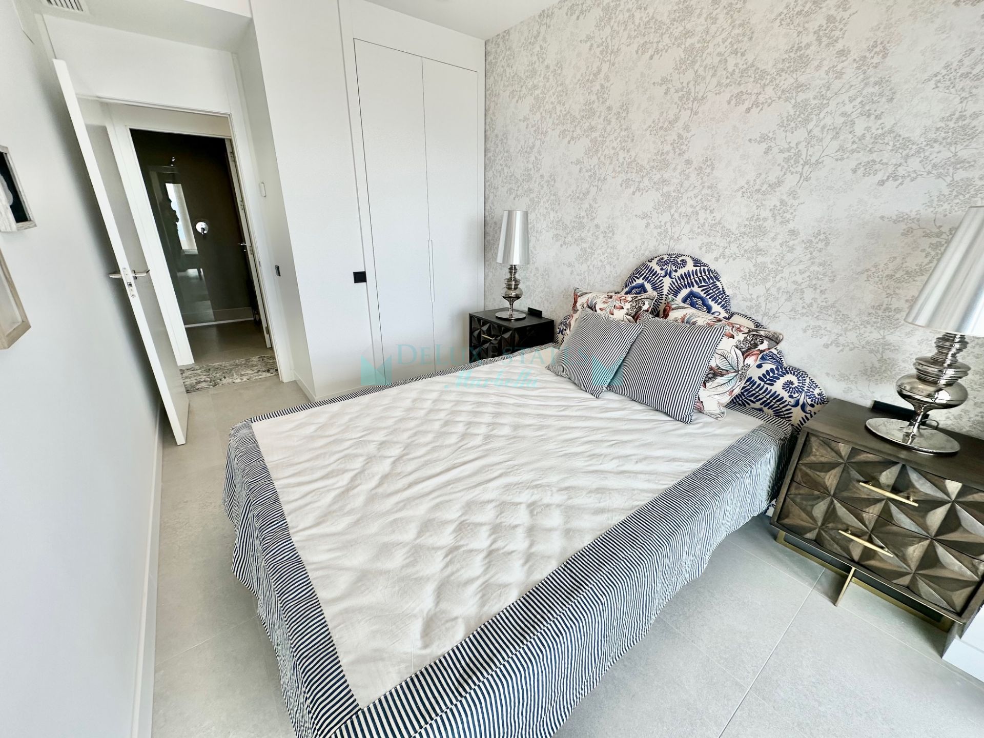 Apartamento en alquiler en Los Altos de los Monteros, Marbella Este