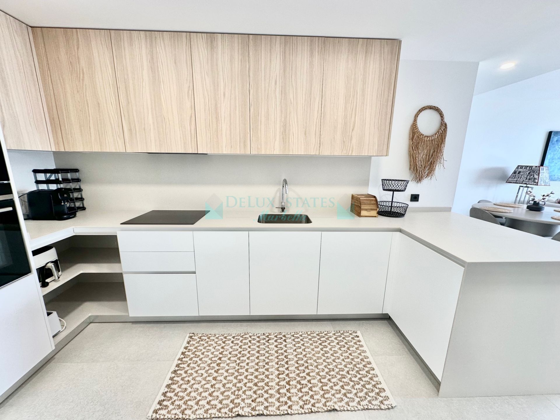 Apartamento en alquiler en Los Altos de los Monteros, Marbella Este