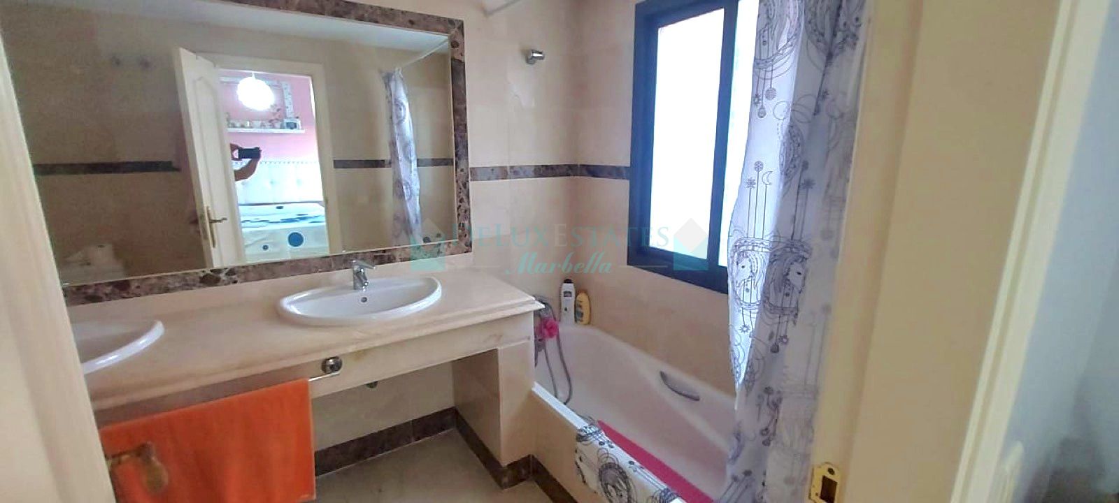 Duplex en venta en Alcorrín, Manilva