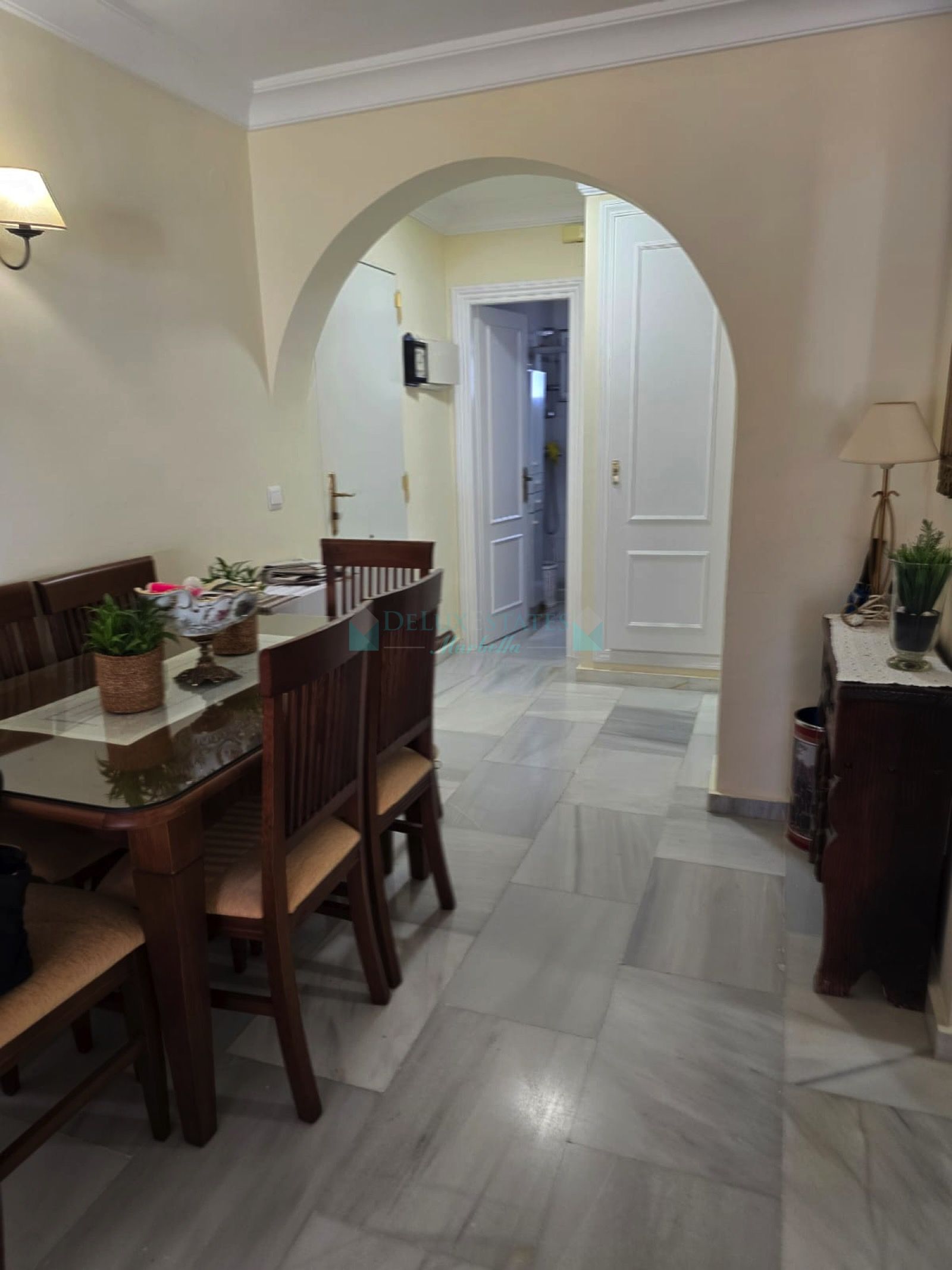 Apartamento Planta Baja en venta en El Paraiso, Estepona