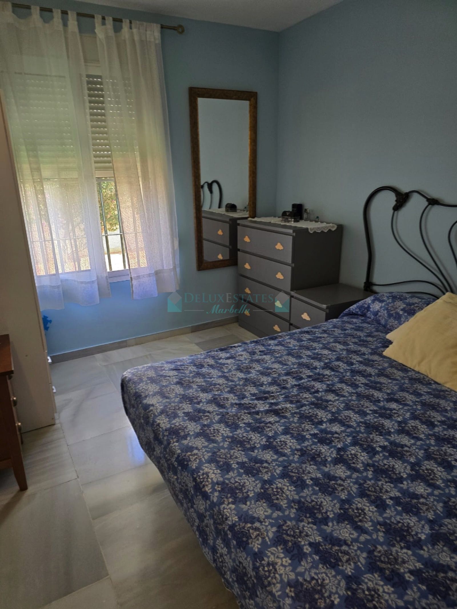 Apartamento Planta Baja en venta en El Paraiso, Estepona