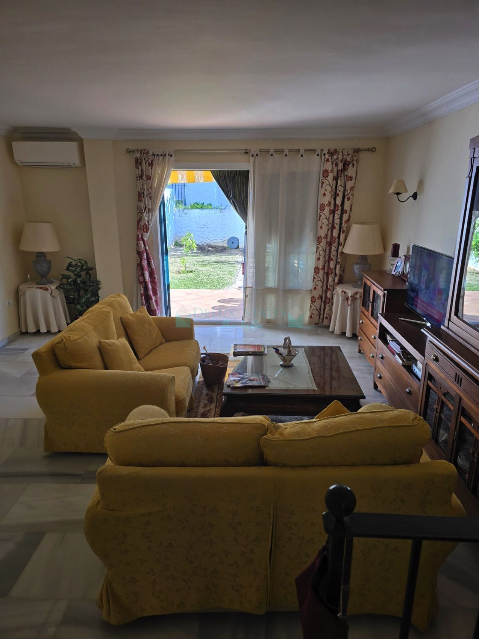 Apartamento Planta Baja en venta en El Paraiso, Estepona