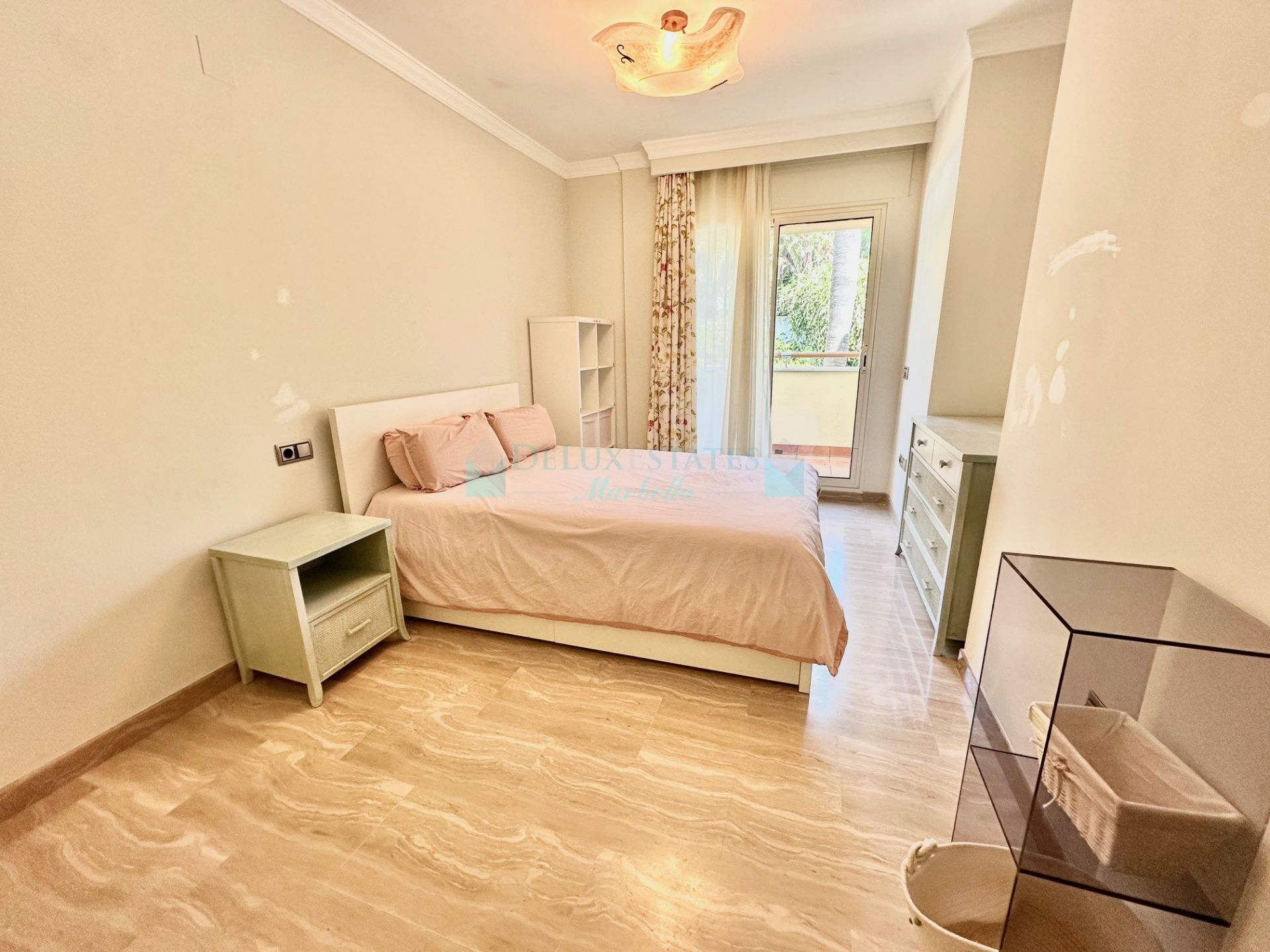 Apartamento en venta en Condado de Sierra Blanca, Marbella Golden Mile