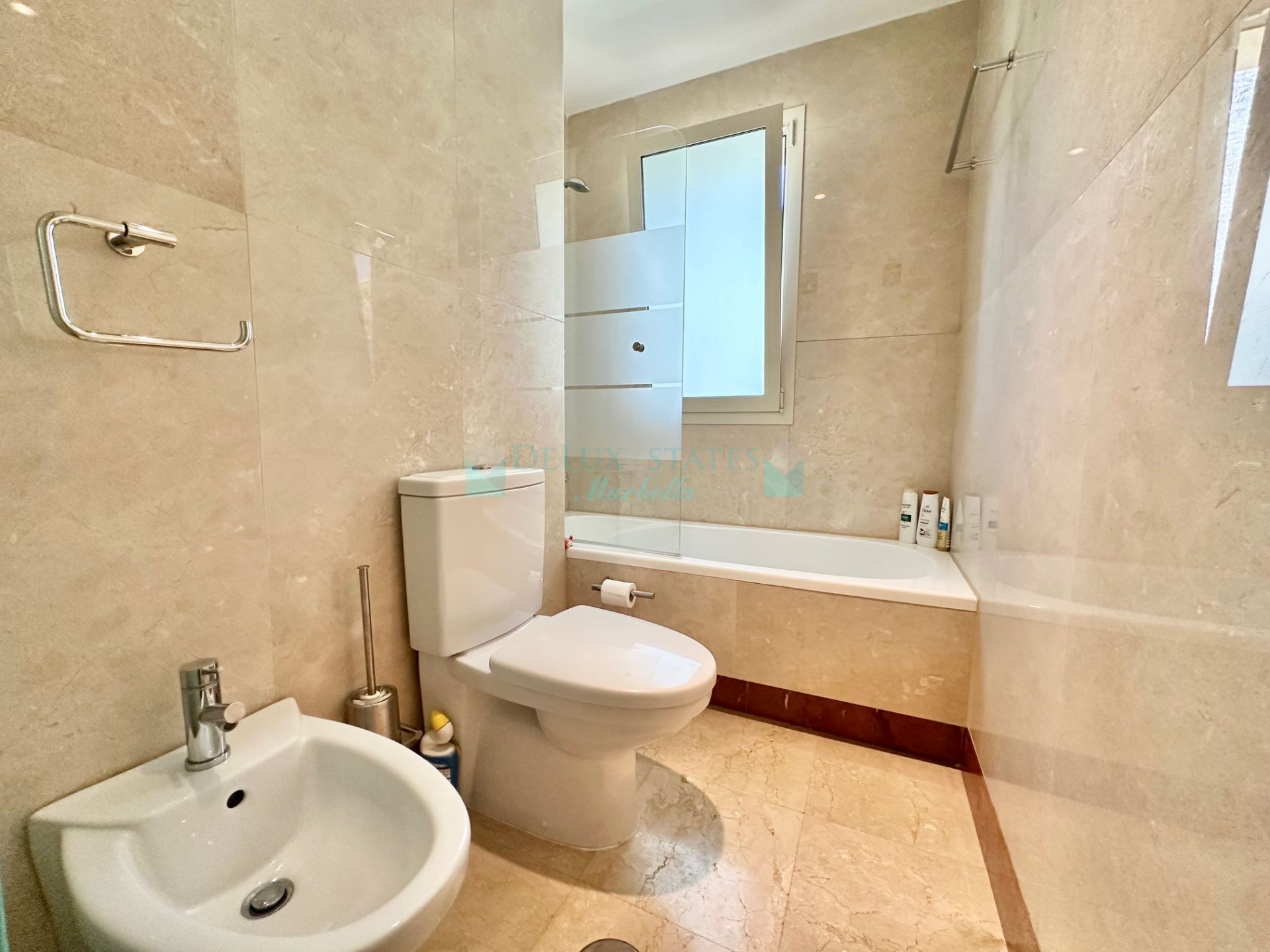 Apartamento en venta en Condado de Sierra Blanca, Marbella Golden Mile