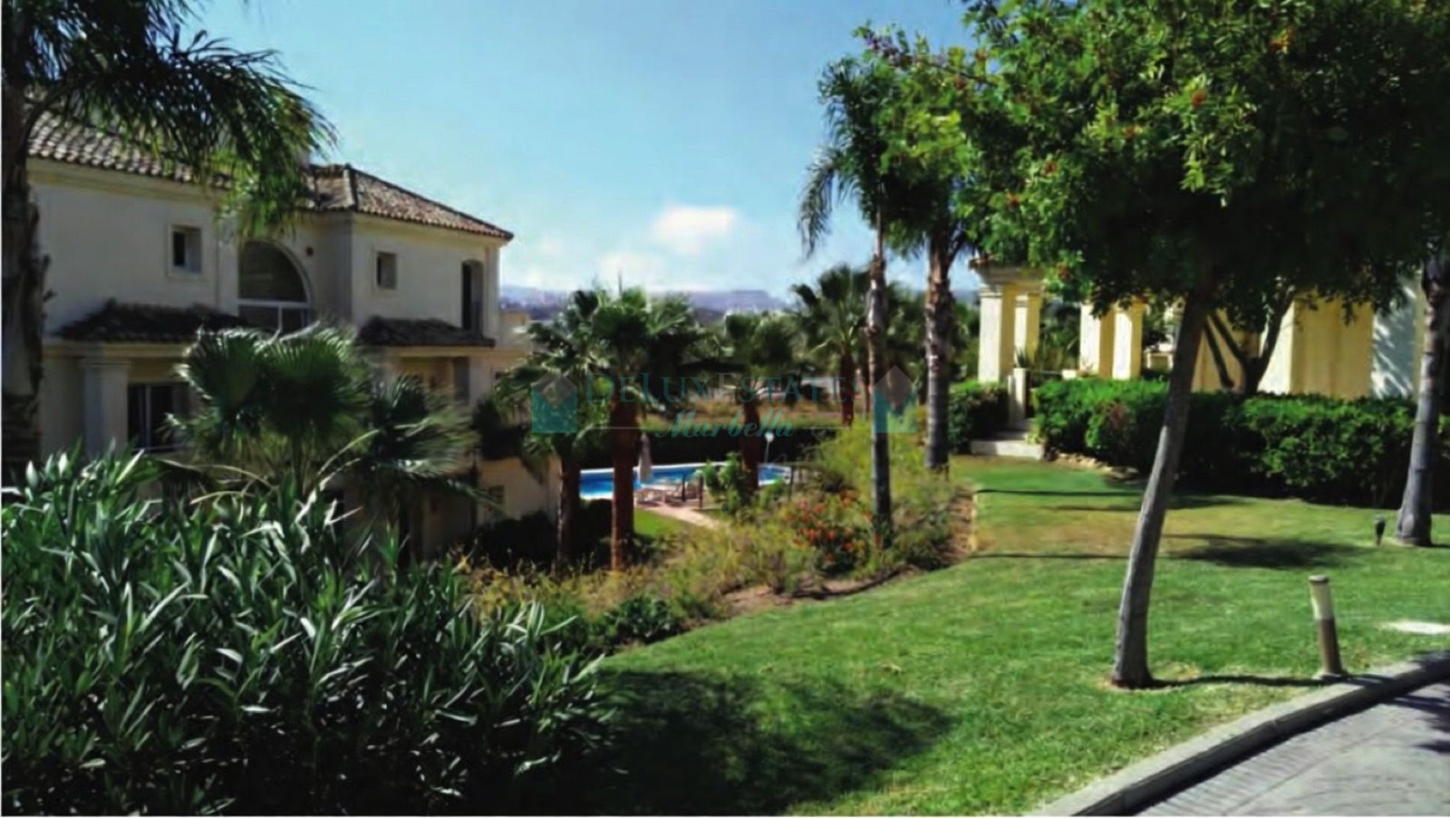 Apartamento en venta en Majestic, Casares