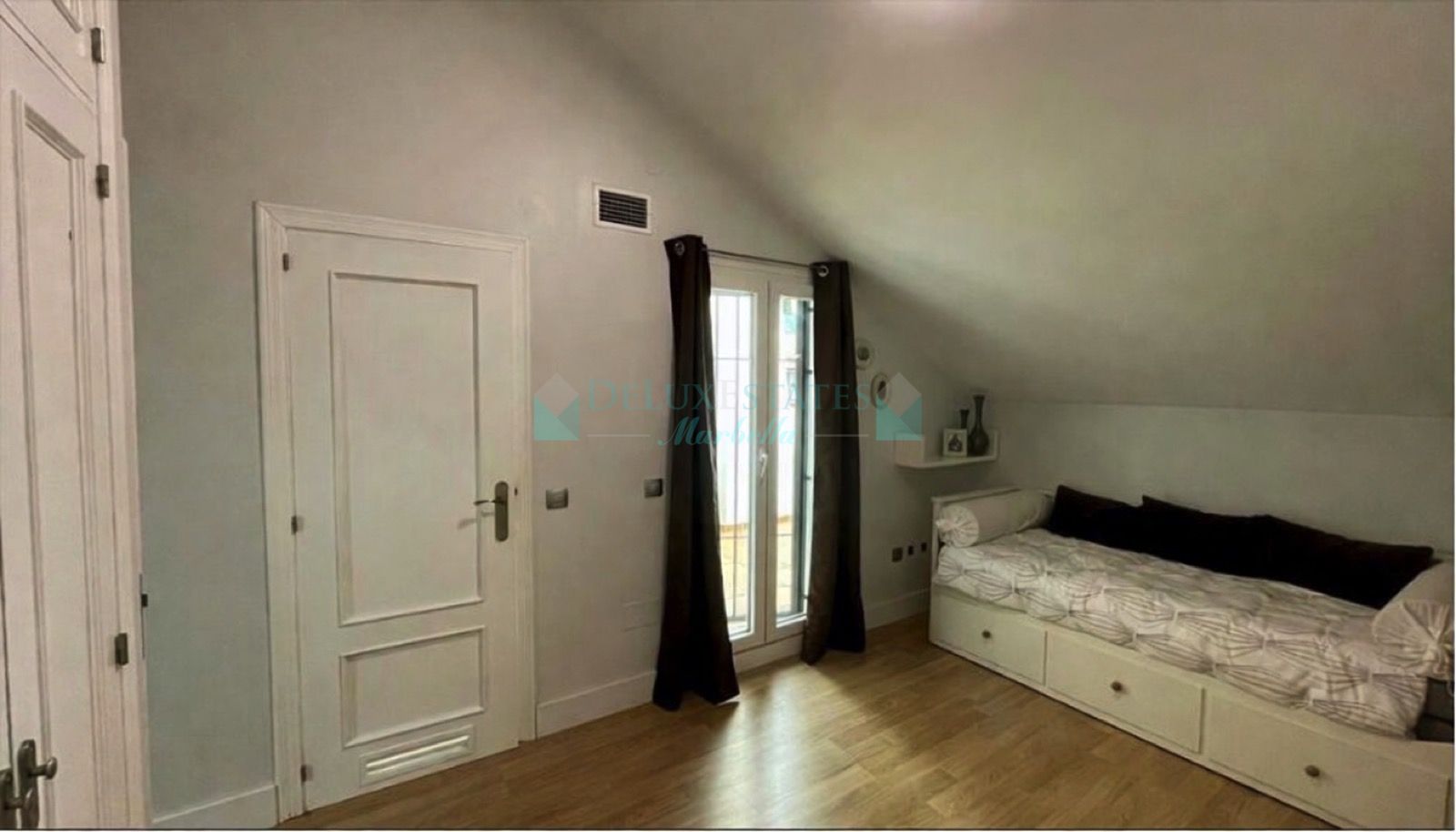 Adosado en venta en Marbella