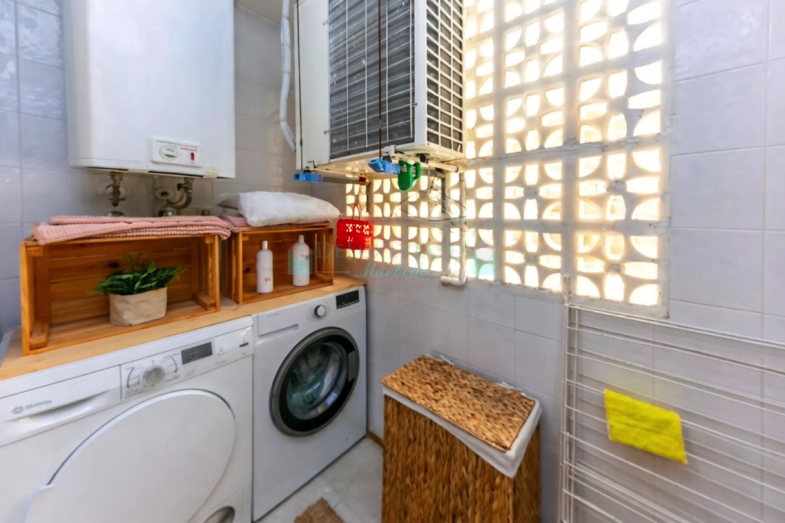 Ground Floor Apartment for sale in Las Brisas, Nueva Andalucia