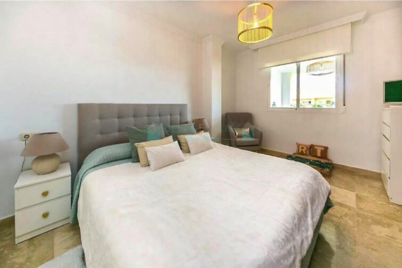 Ground Floor Apartment for sale in Las Brisas, Nueva Andalucia