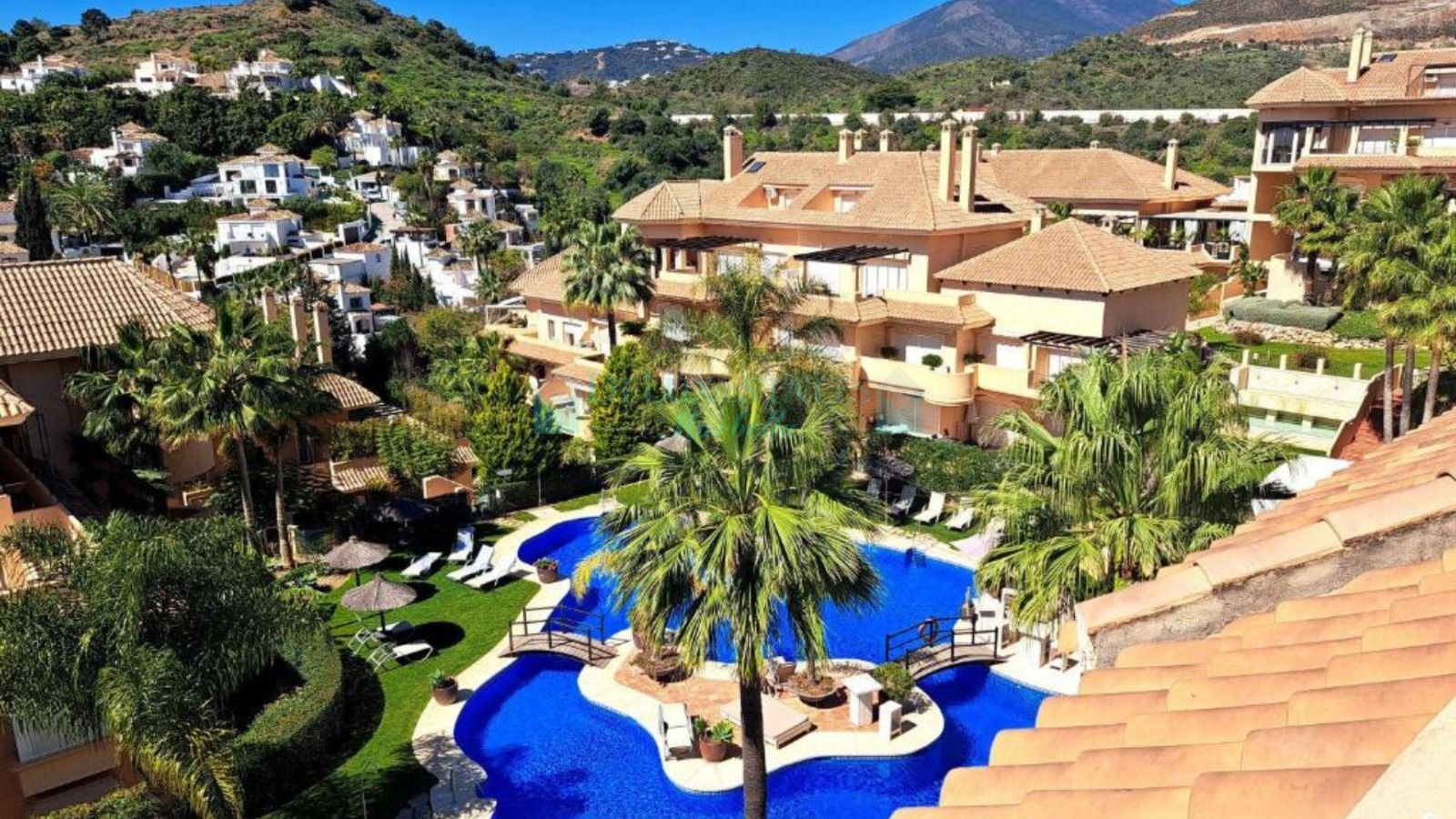 Apartamento en venta en Aloha Hill Club, Nueva Andalucia
