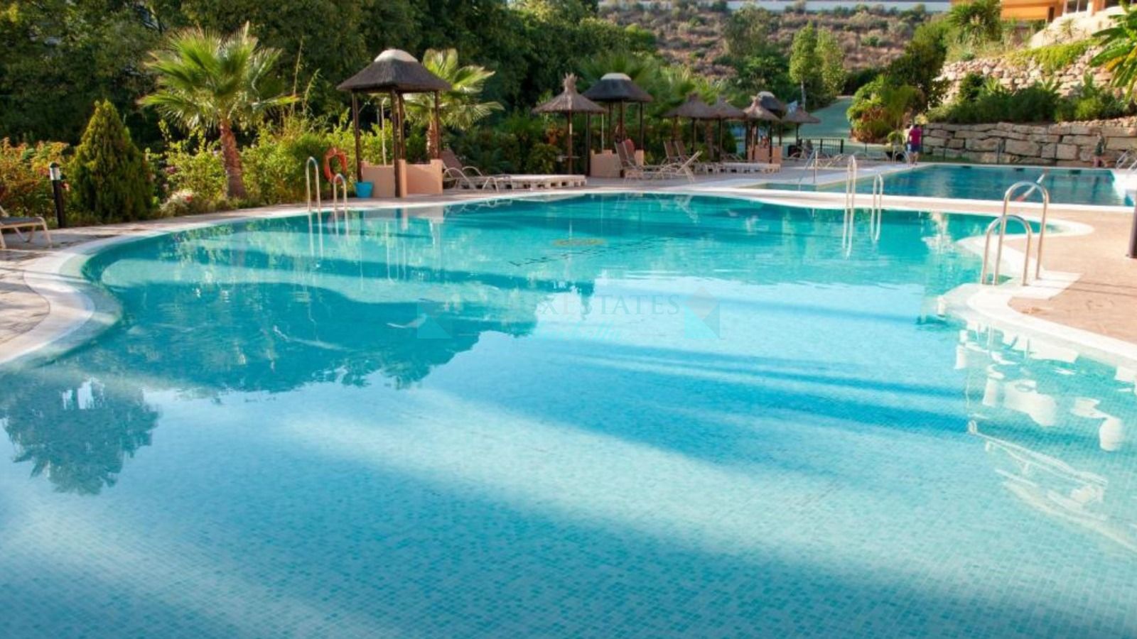 Apartamento en venta en Aloha Hill Club, Nueva Andalucia