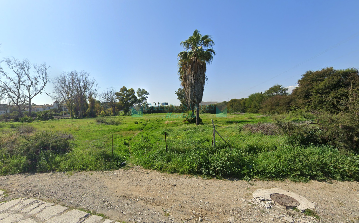 Plot for sale in Selwo, Estepona