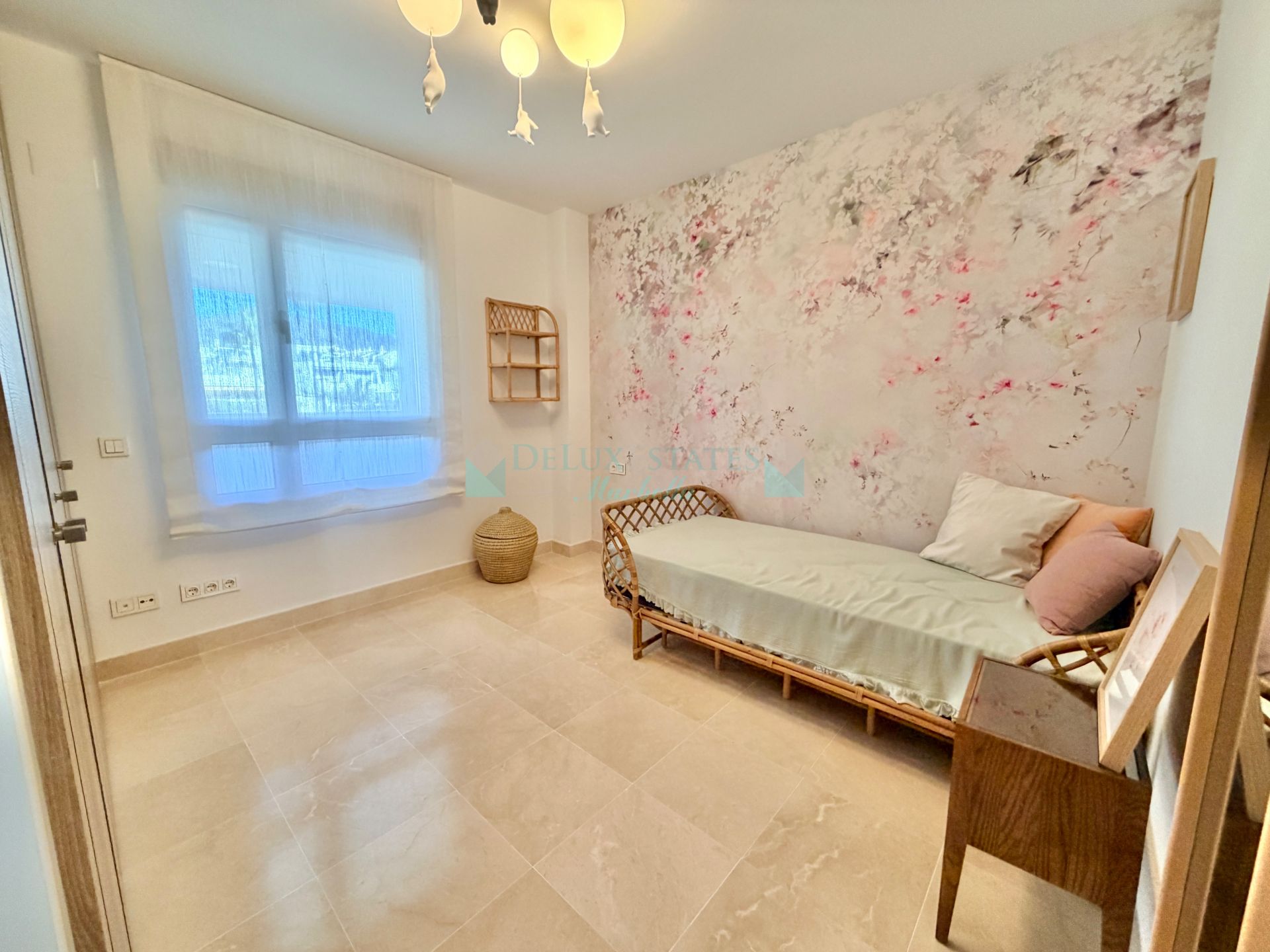 Apartment for rent in Royal Banús, Nueva Andalucia