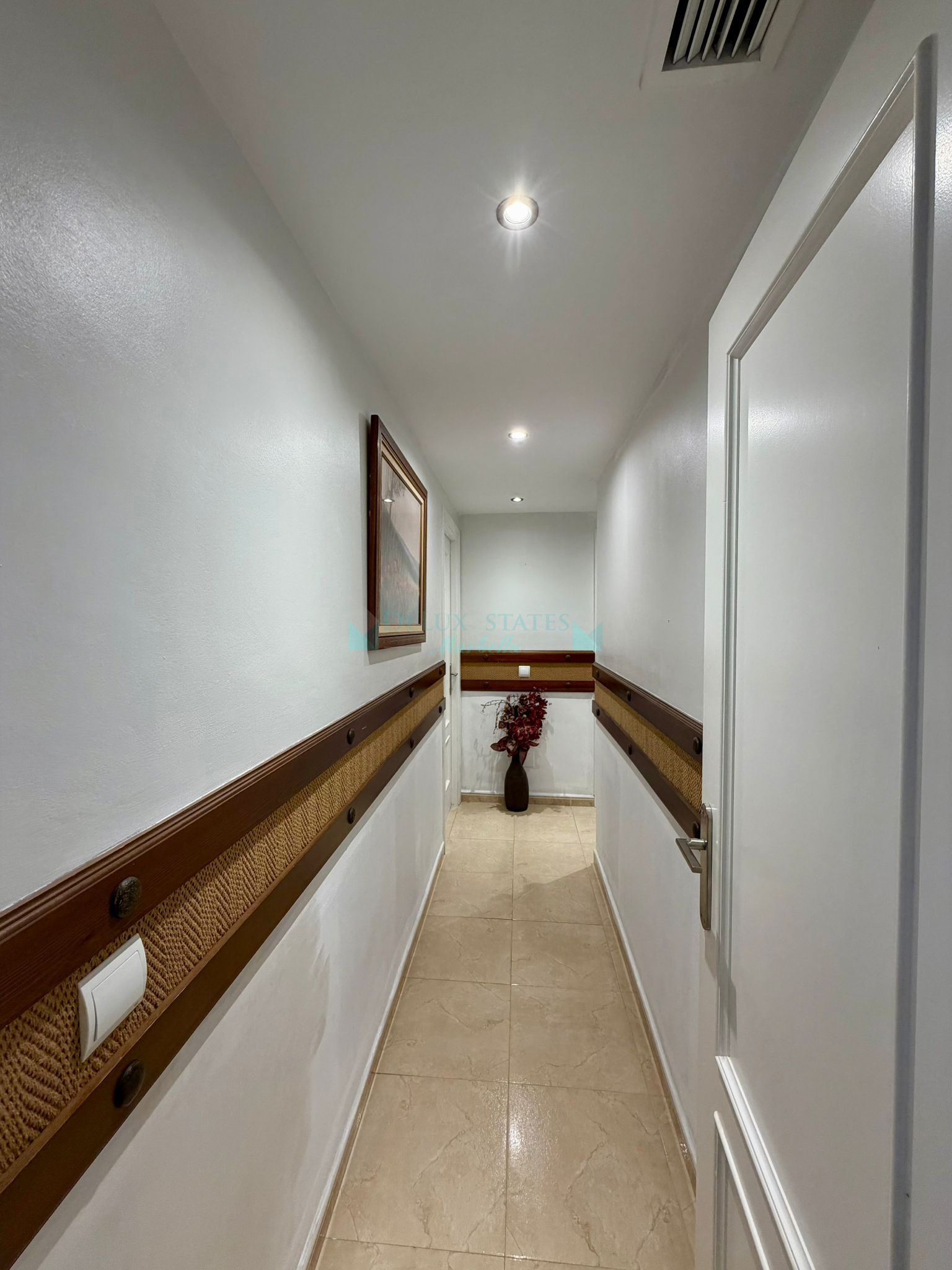 Ático en venta en Avda de Andalucia - Sierra de Estepona, Estepona