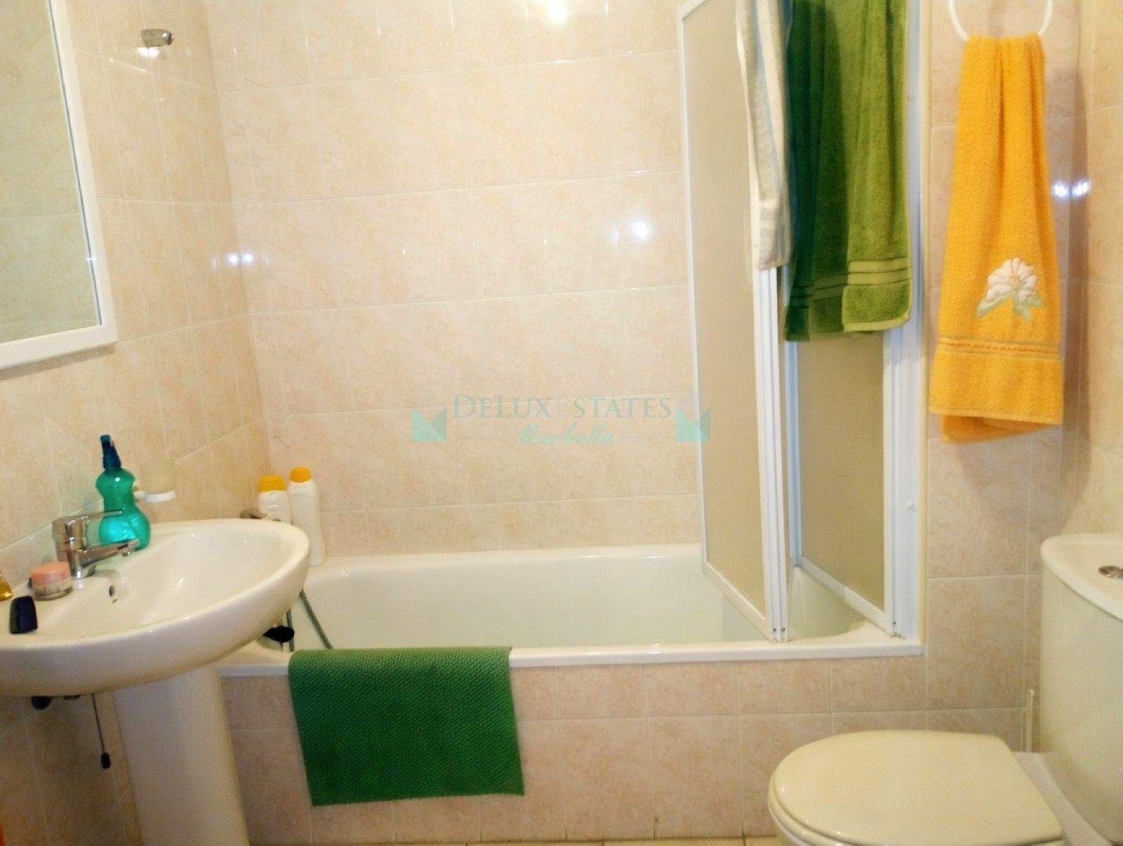 Apartment for sale in Estepona Puerto, Estepona