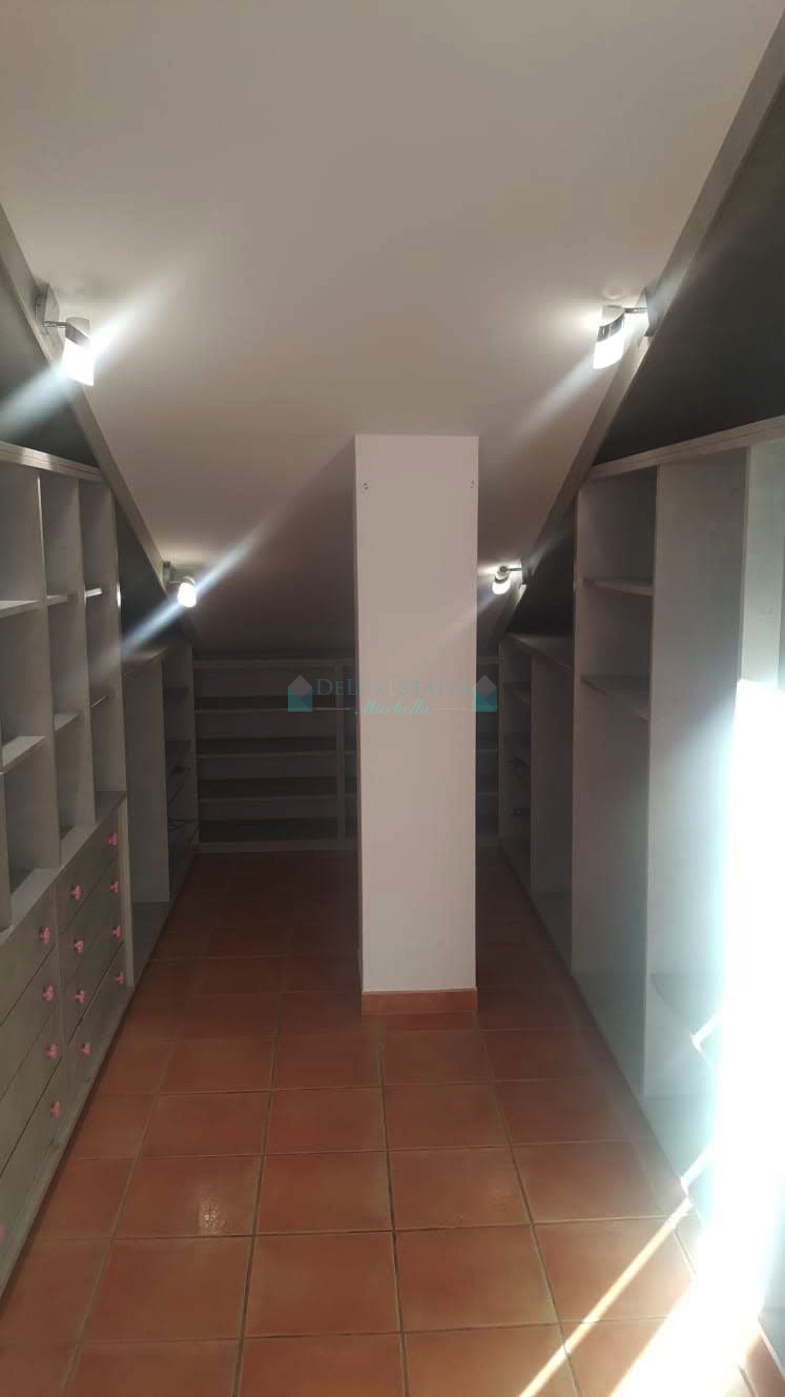 Semi Detached House for sale in Los Naranjos, Nueva Andalucia